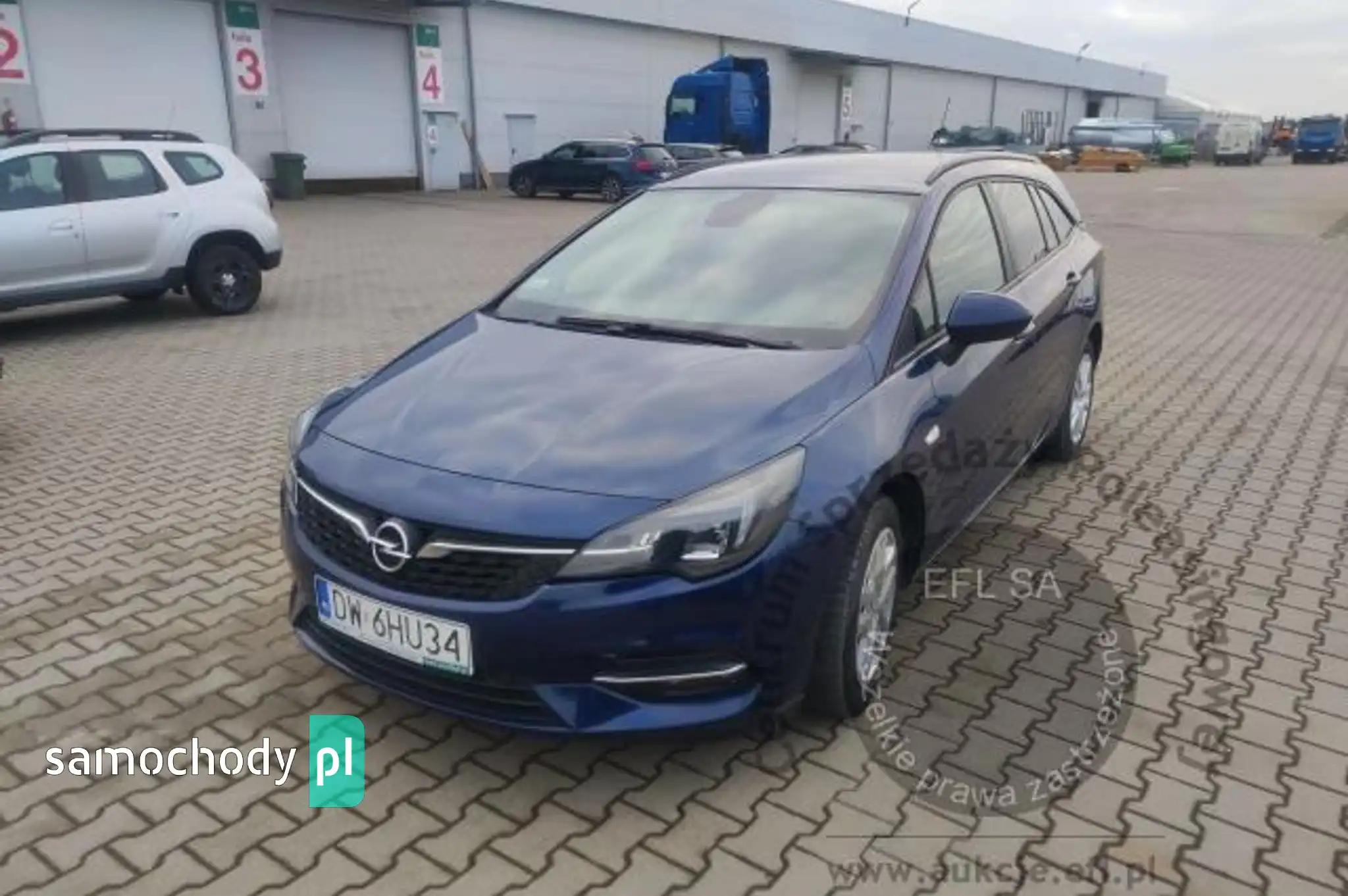 Opel Astra 2020