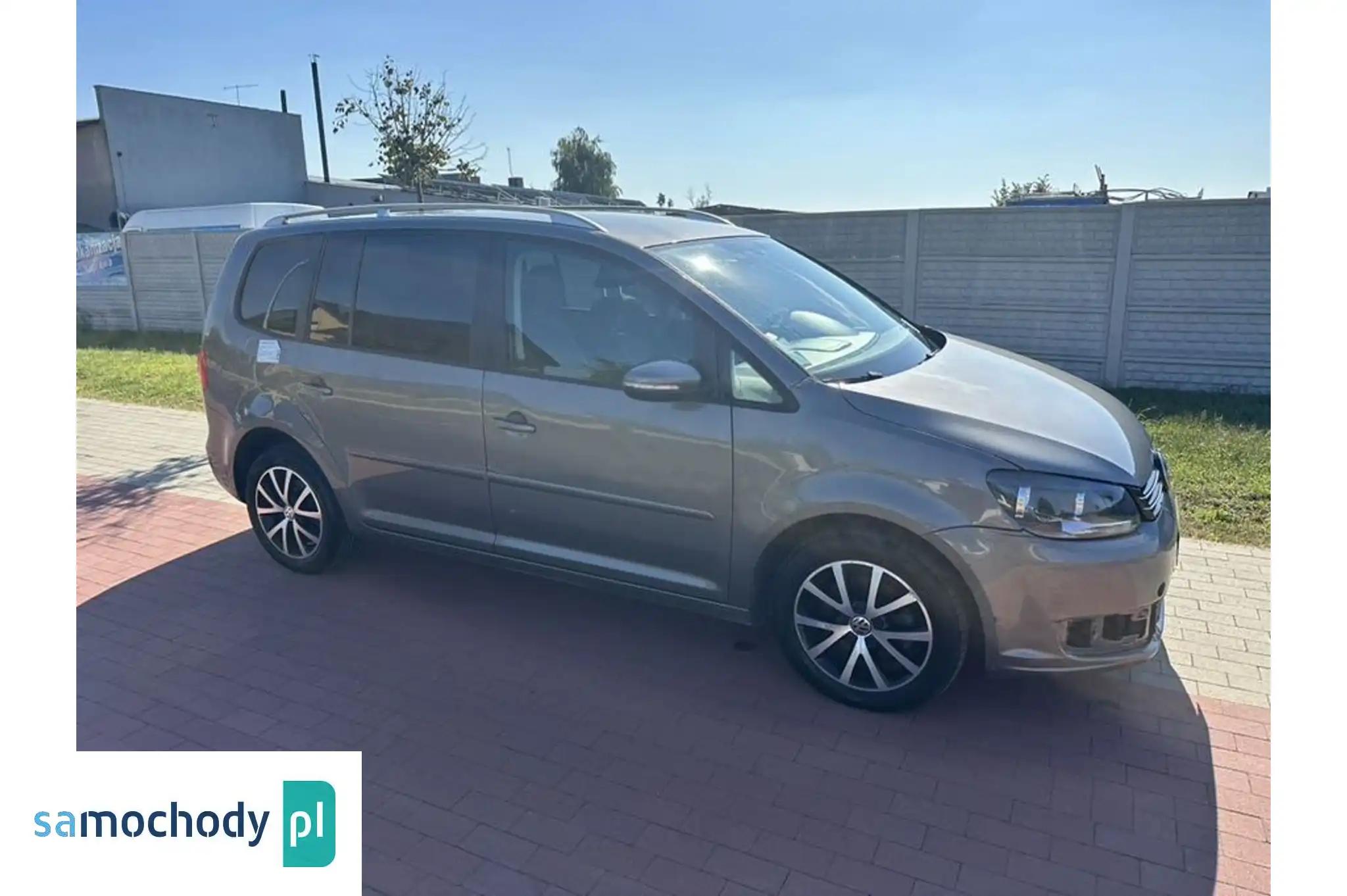 Volkswagen Touran Minivan 2010