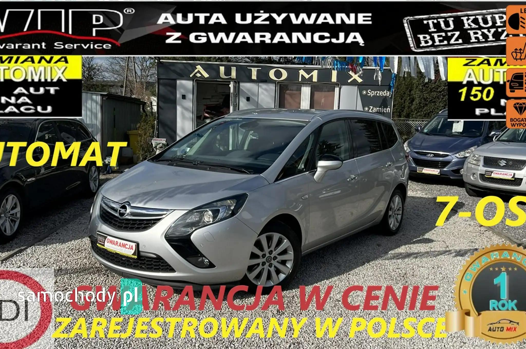 Opel Zafira Minivan 2012