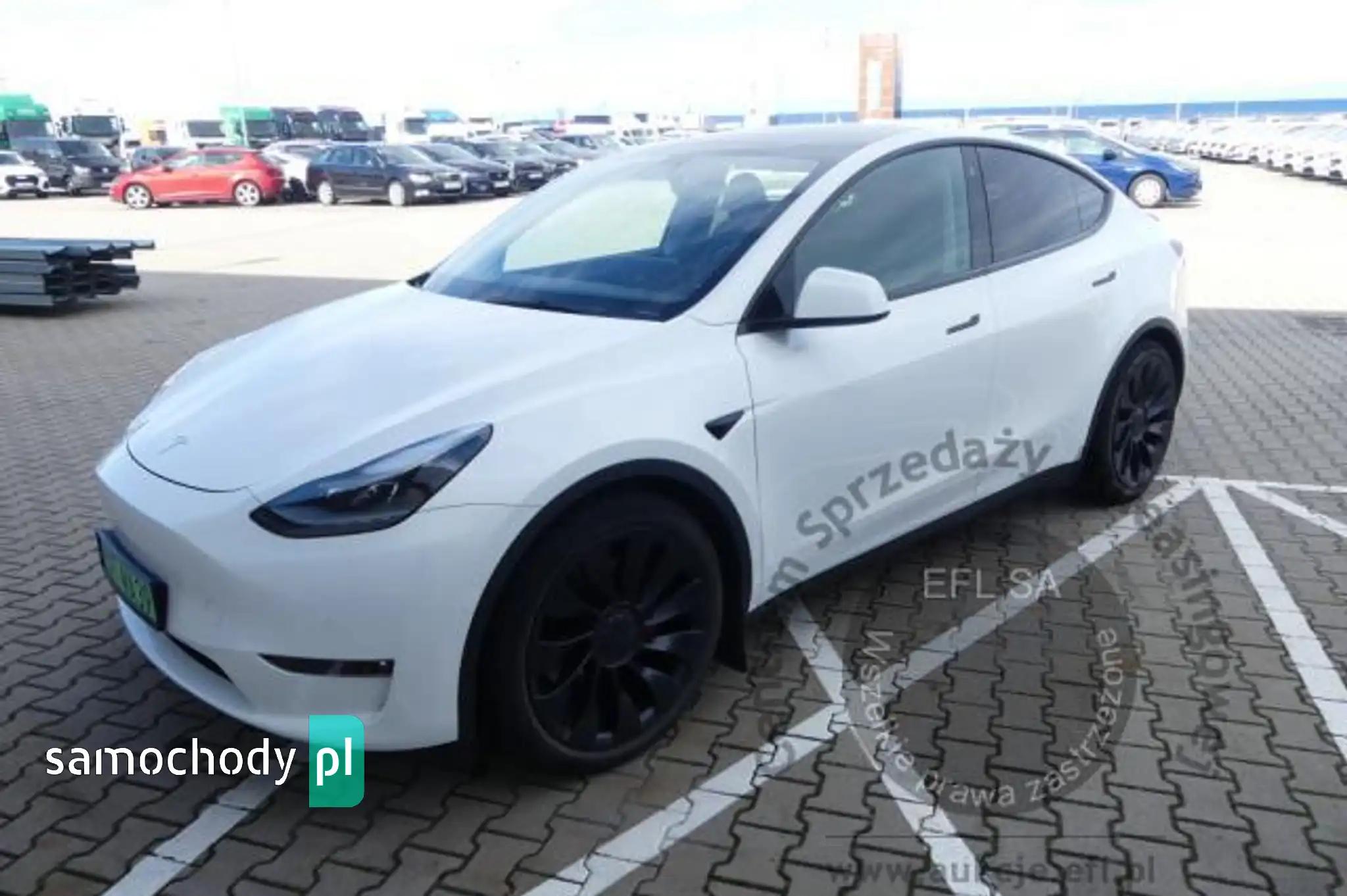 Tesla Model Y 2022