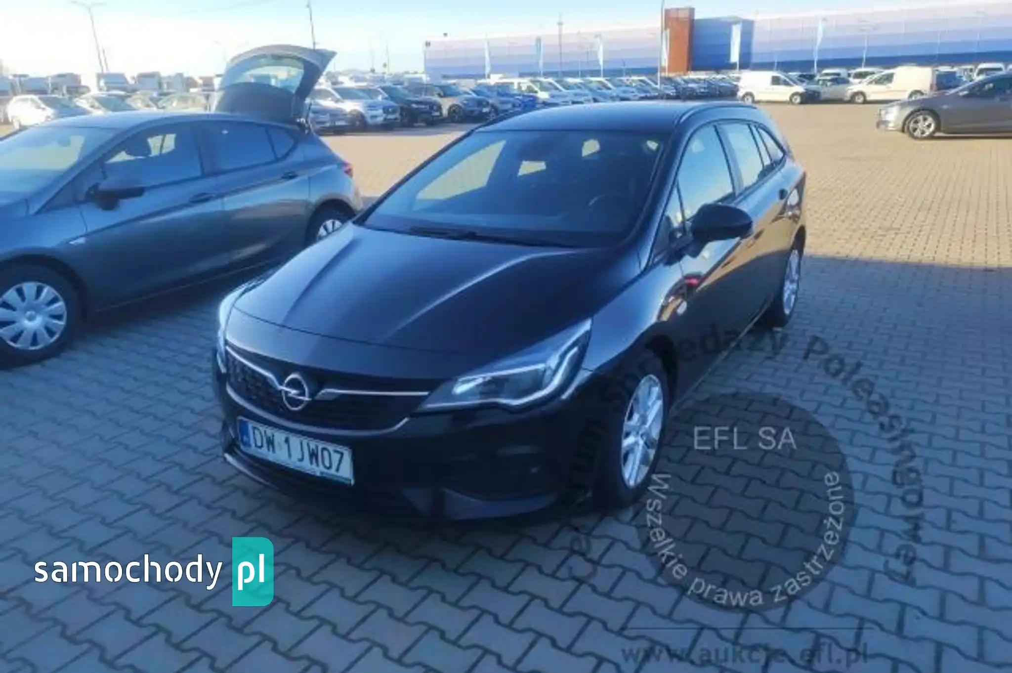 Opel Astra 2020