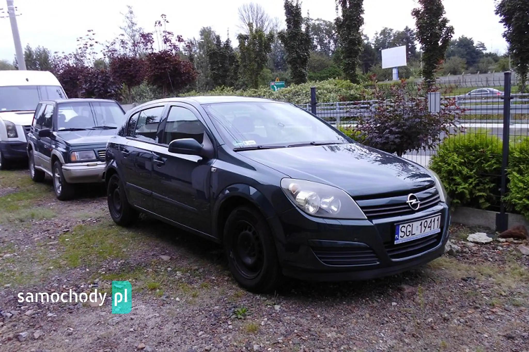 Opel Astra Hatchback 2005