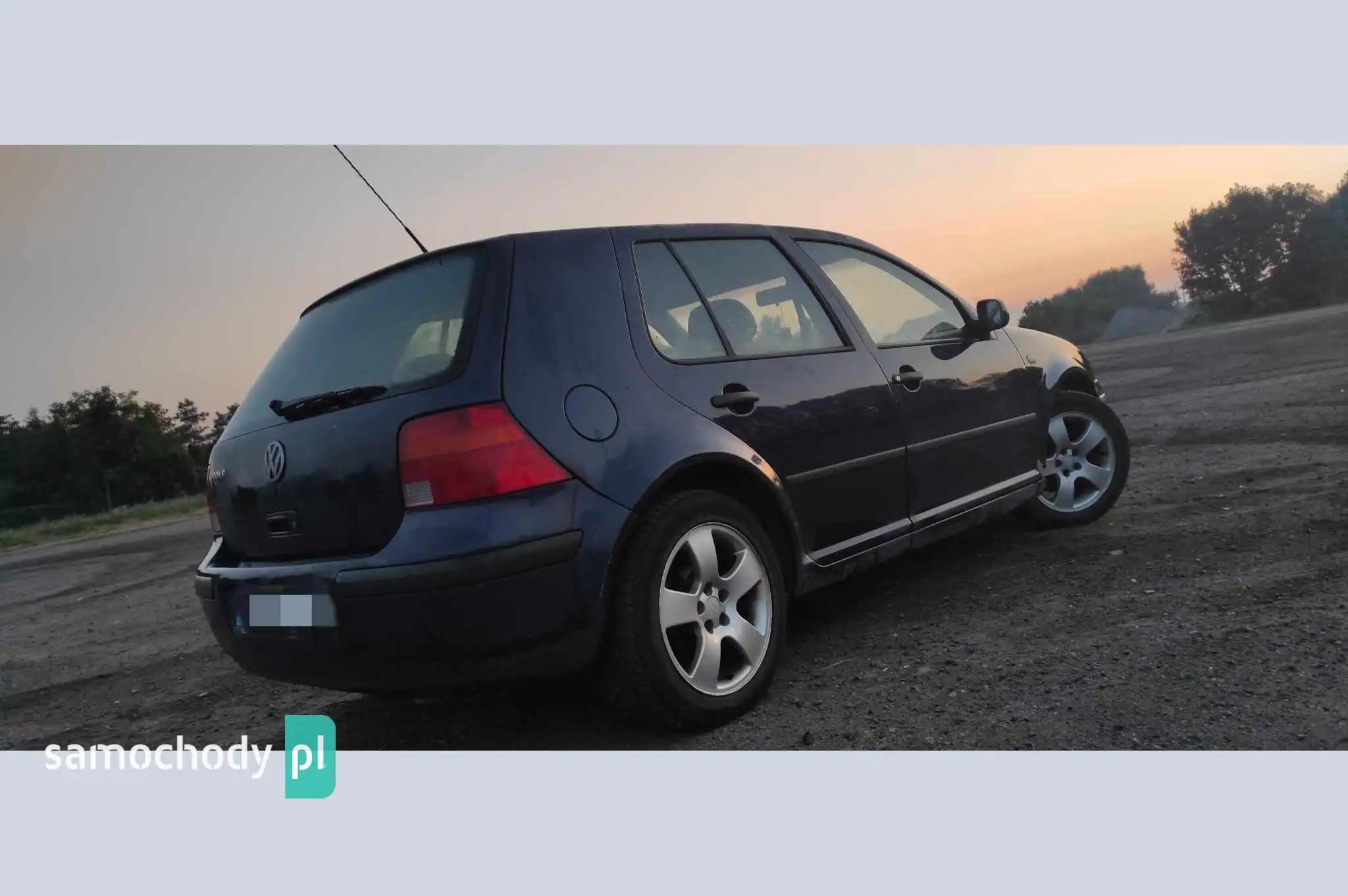 Volkswagen Golf Hatchback 2000