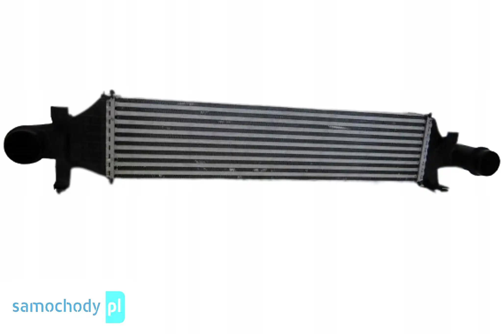 MERCEDES B W246 246 CHŁODNICA INTERCOOLER 270 651