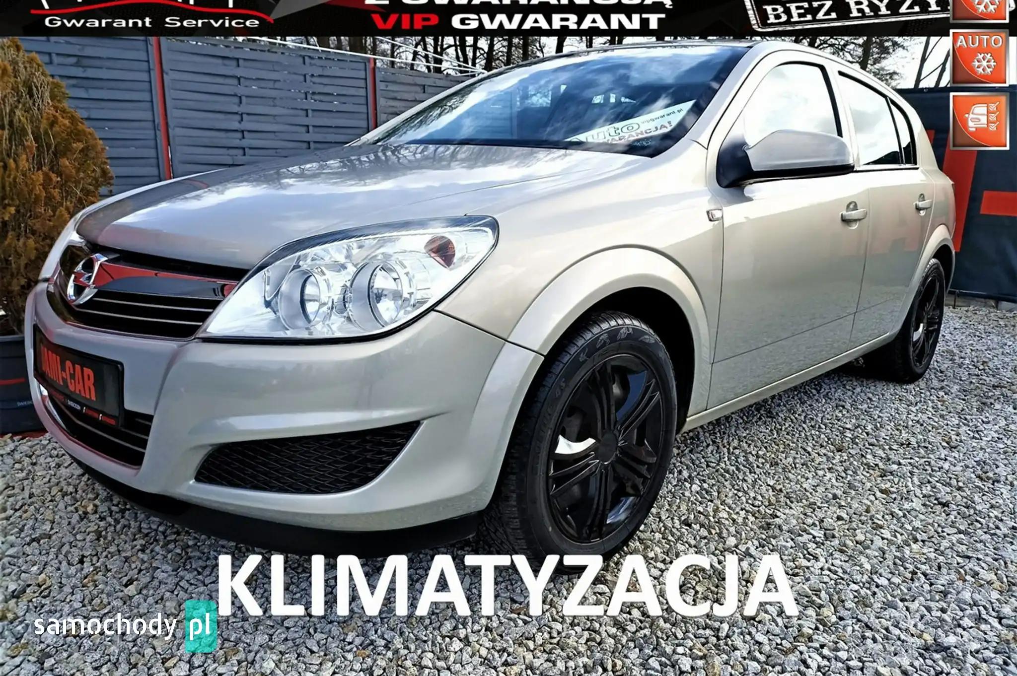 Opel Astra Hatchback 2009