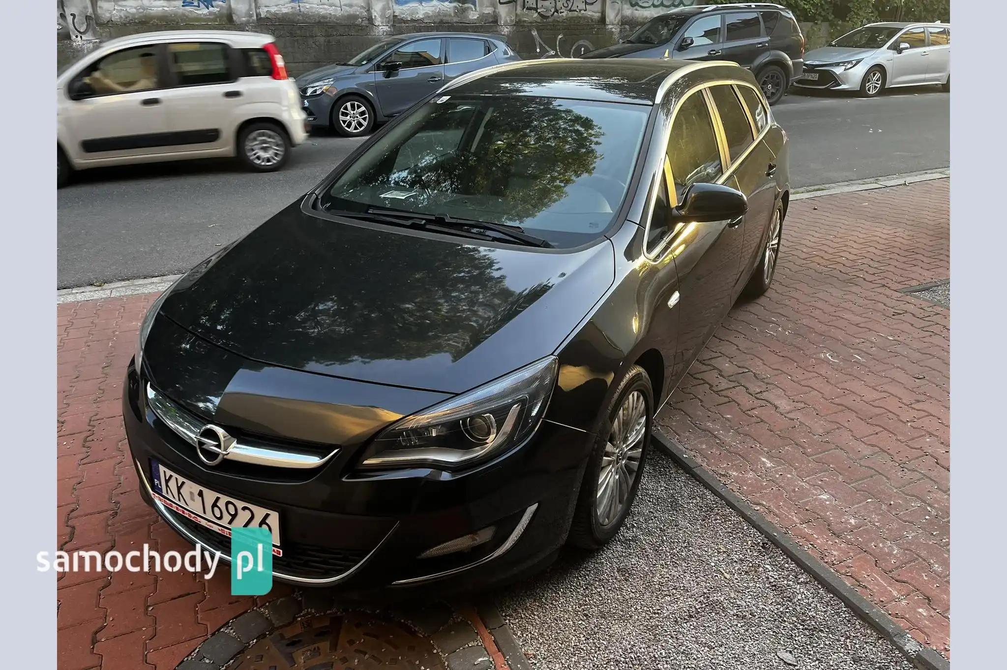 Opel Astra Kombi 2015