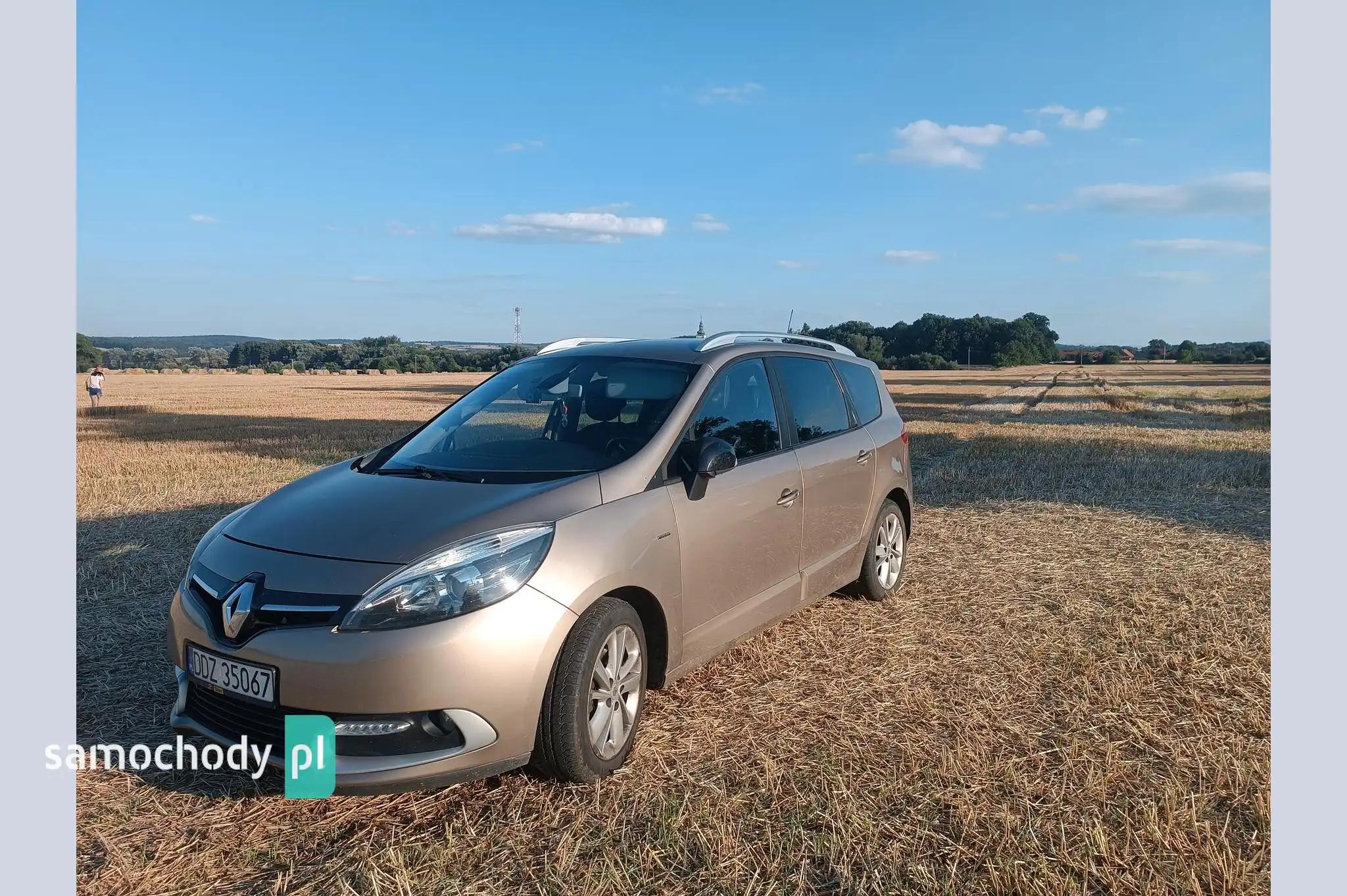 Renault Grand Scenic Minivan 2014