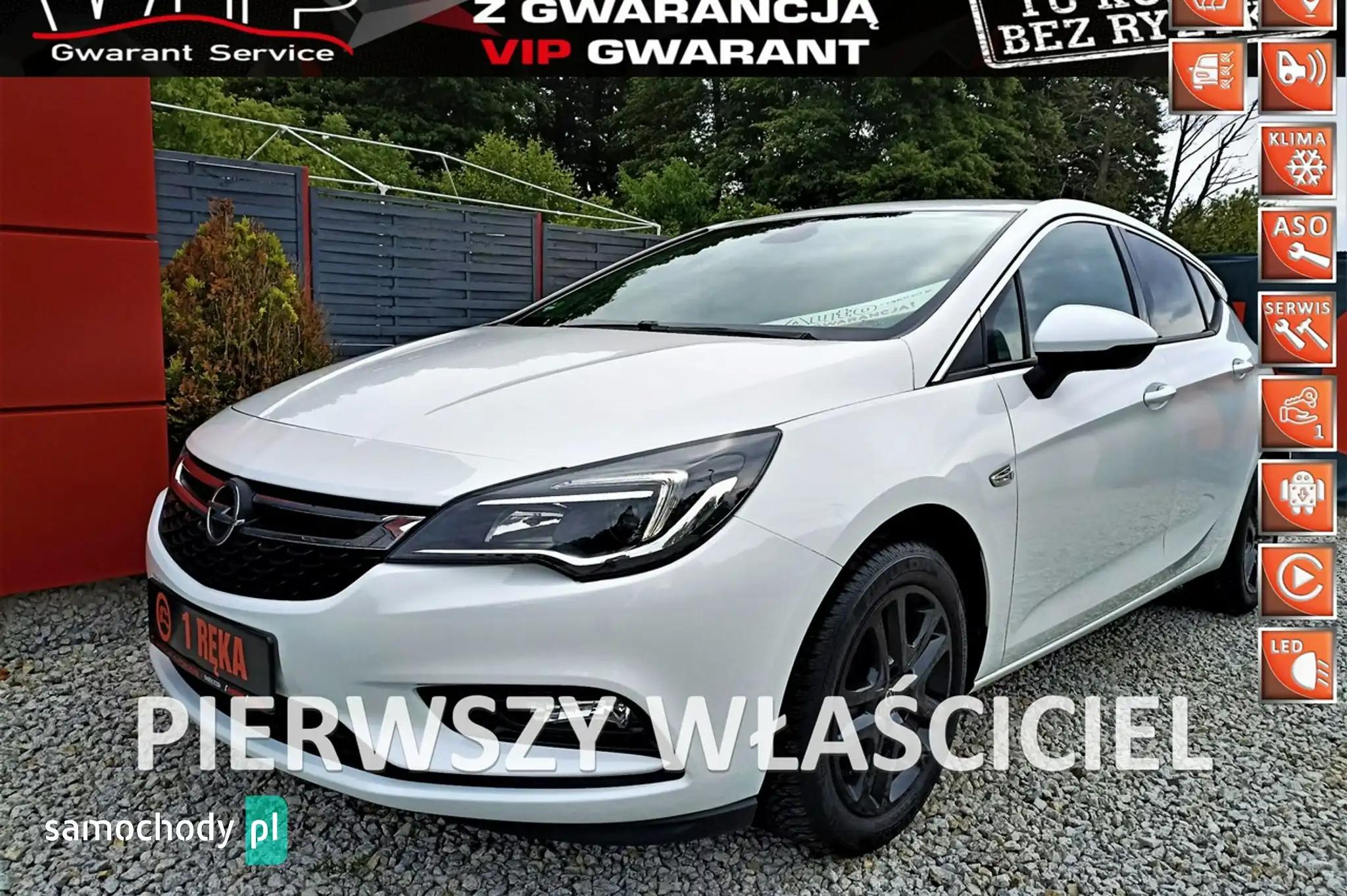 Opel Astra Hatchback 2016