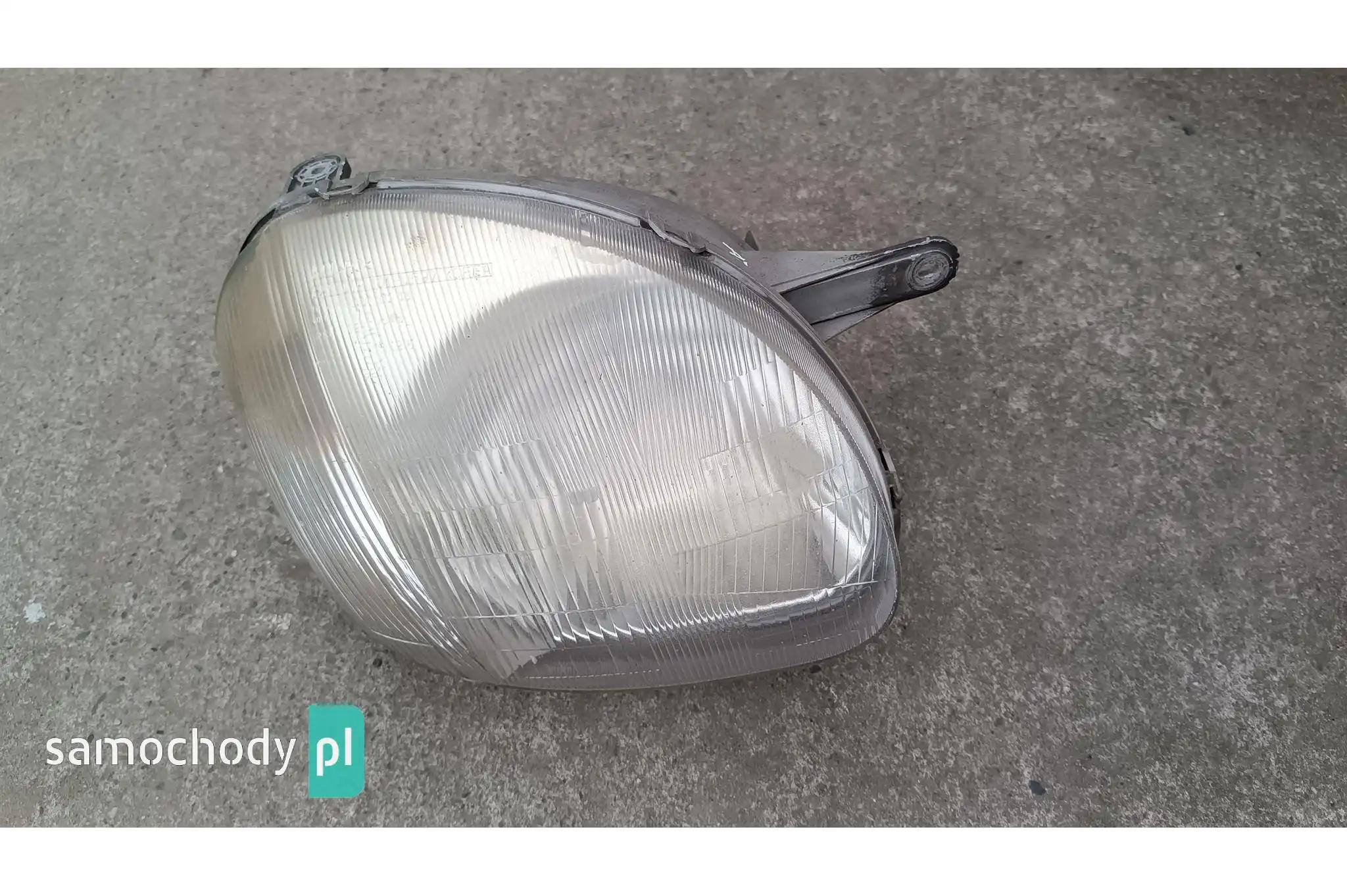 Lampa prawa przednia przód Hyundai Atos