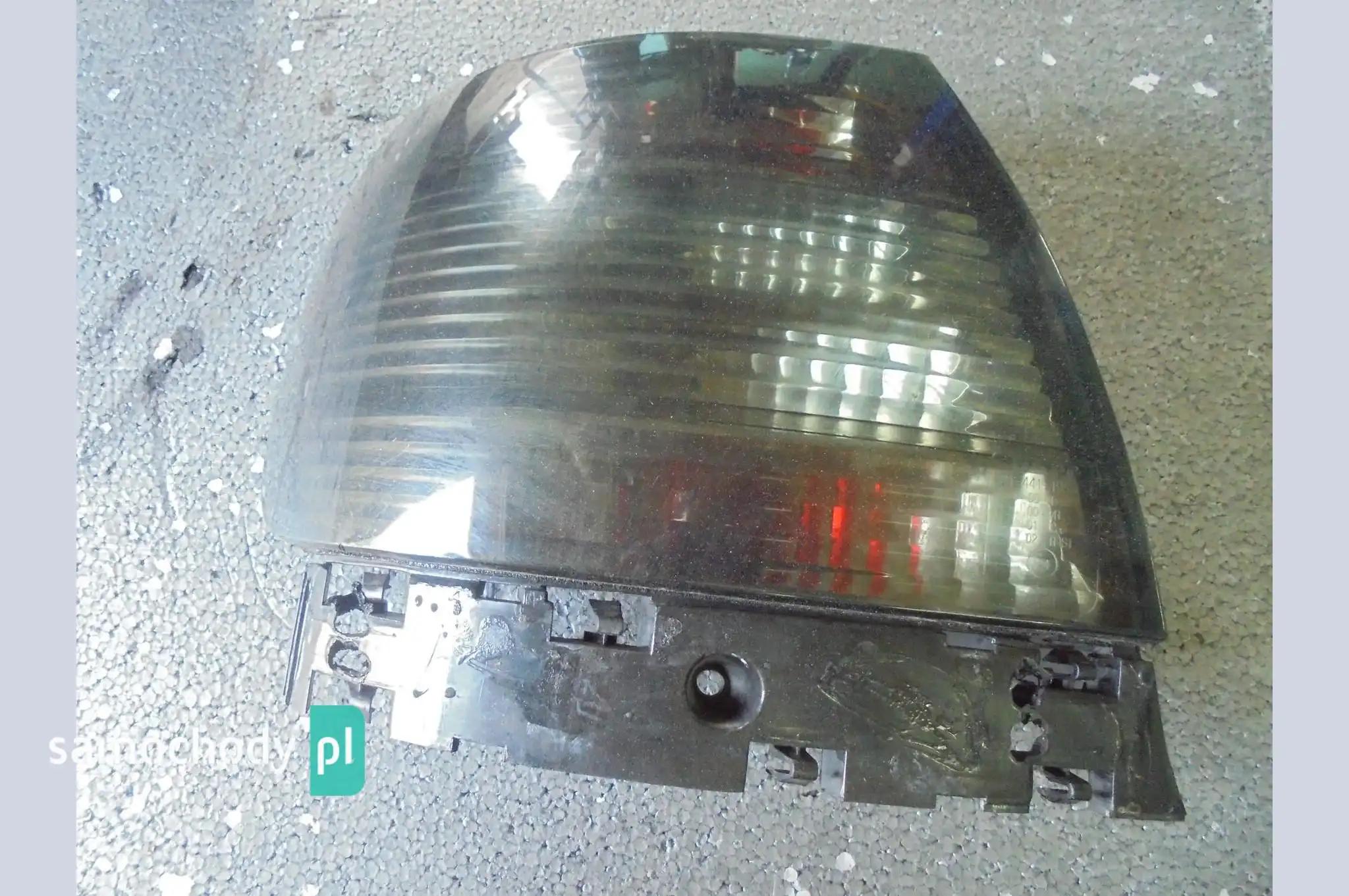 Lampa tył lewa tylna Audi A4 B5 sedan