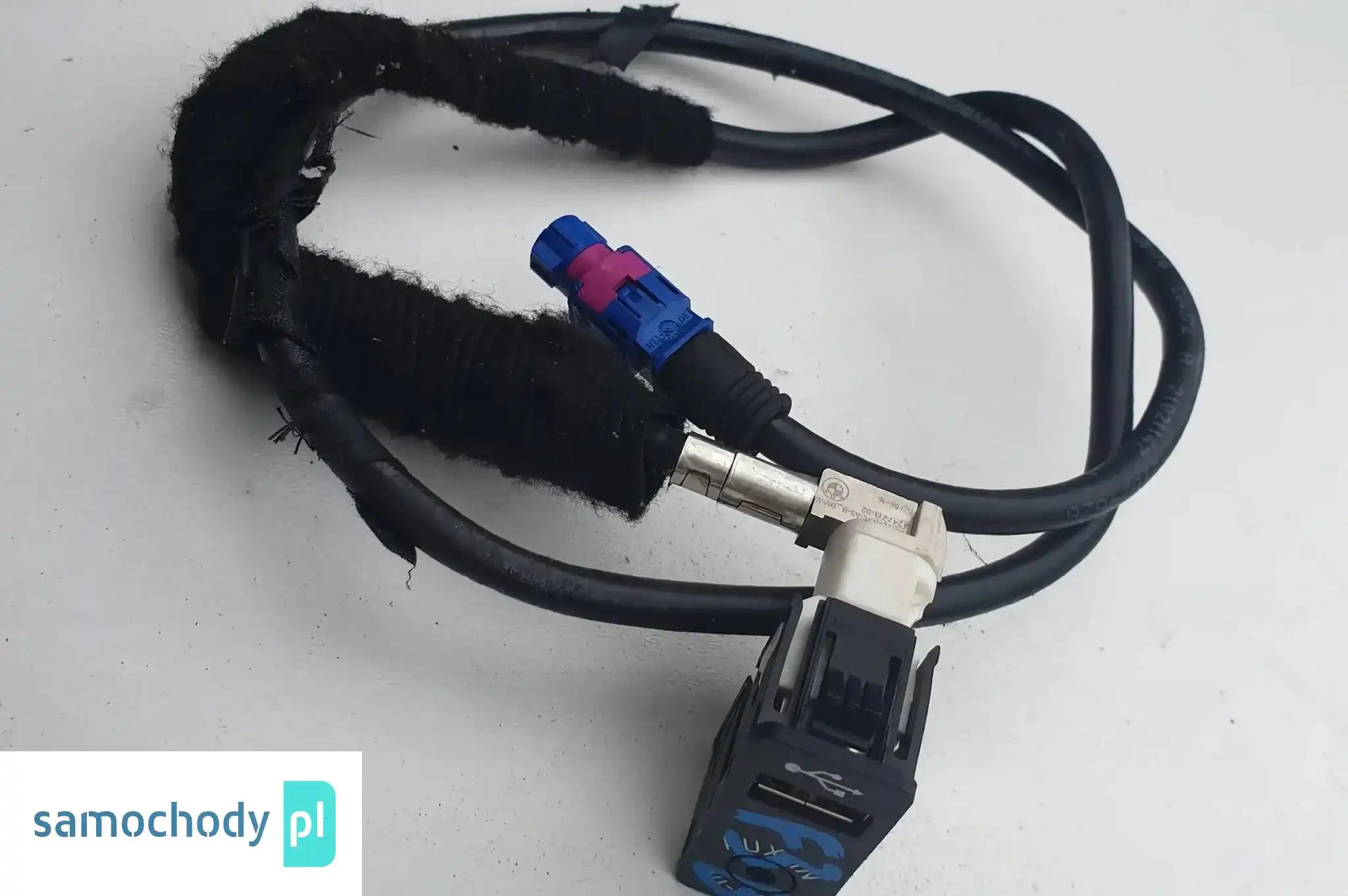 BMW F32 F33 F36 KABEL USB