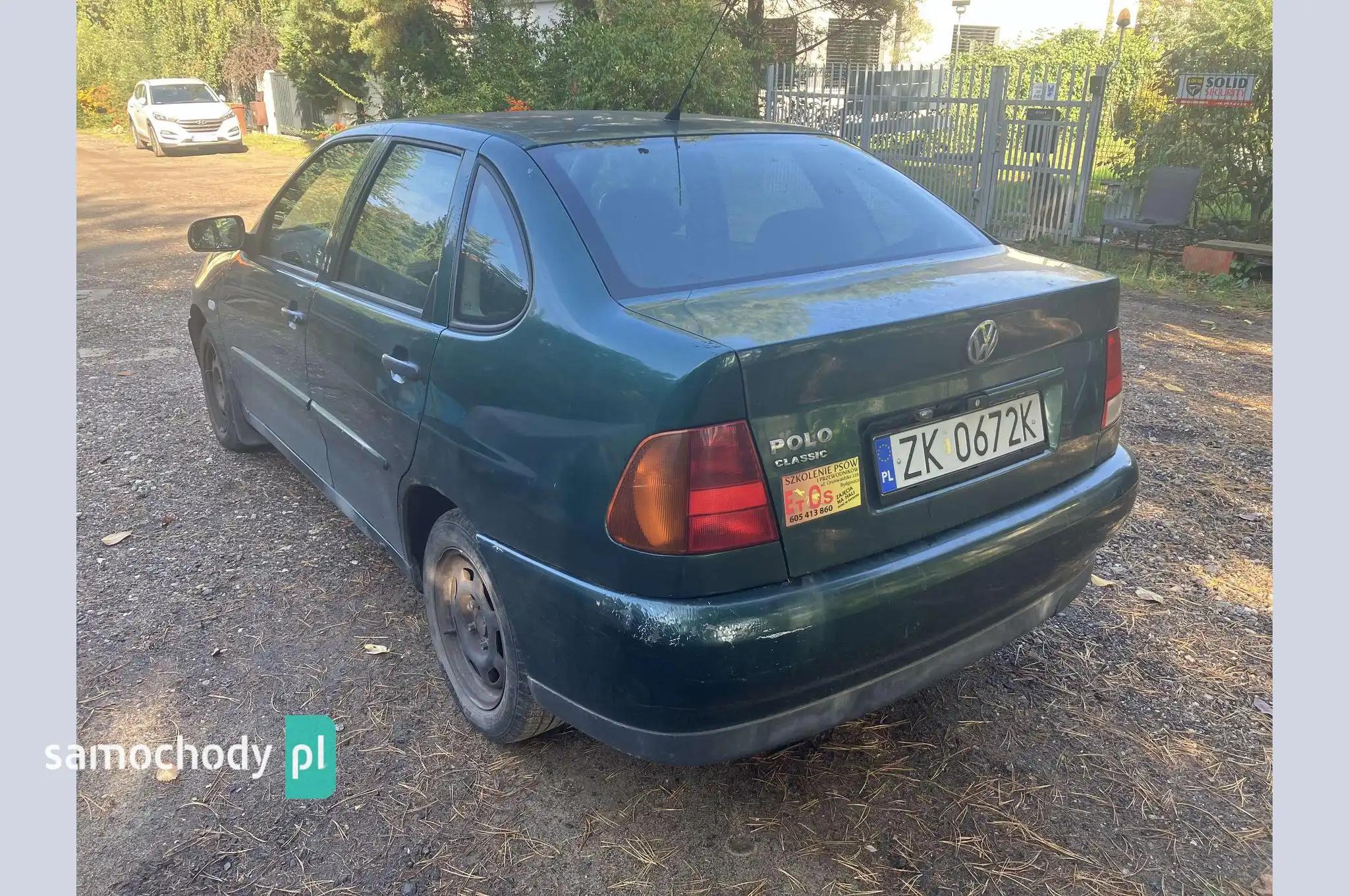 Volkswagen Polo Sedan 2000