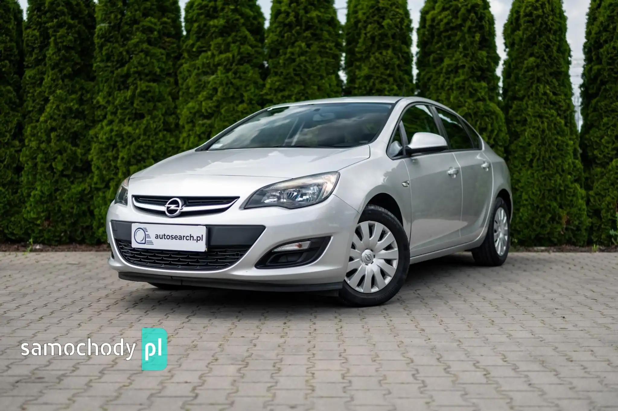 Opel Astra Sedan 2016