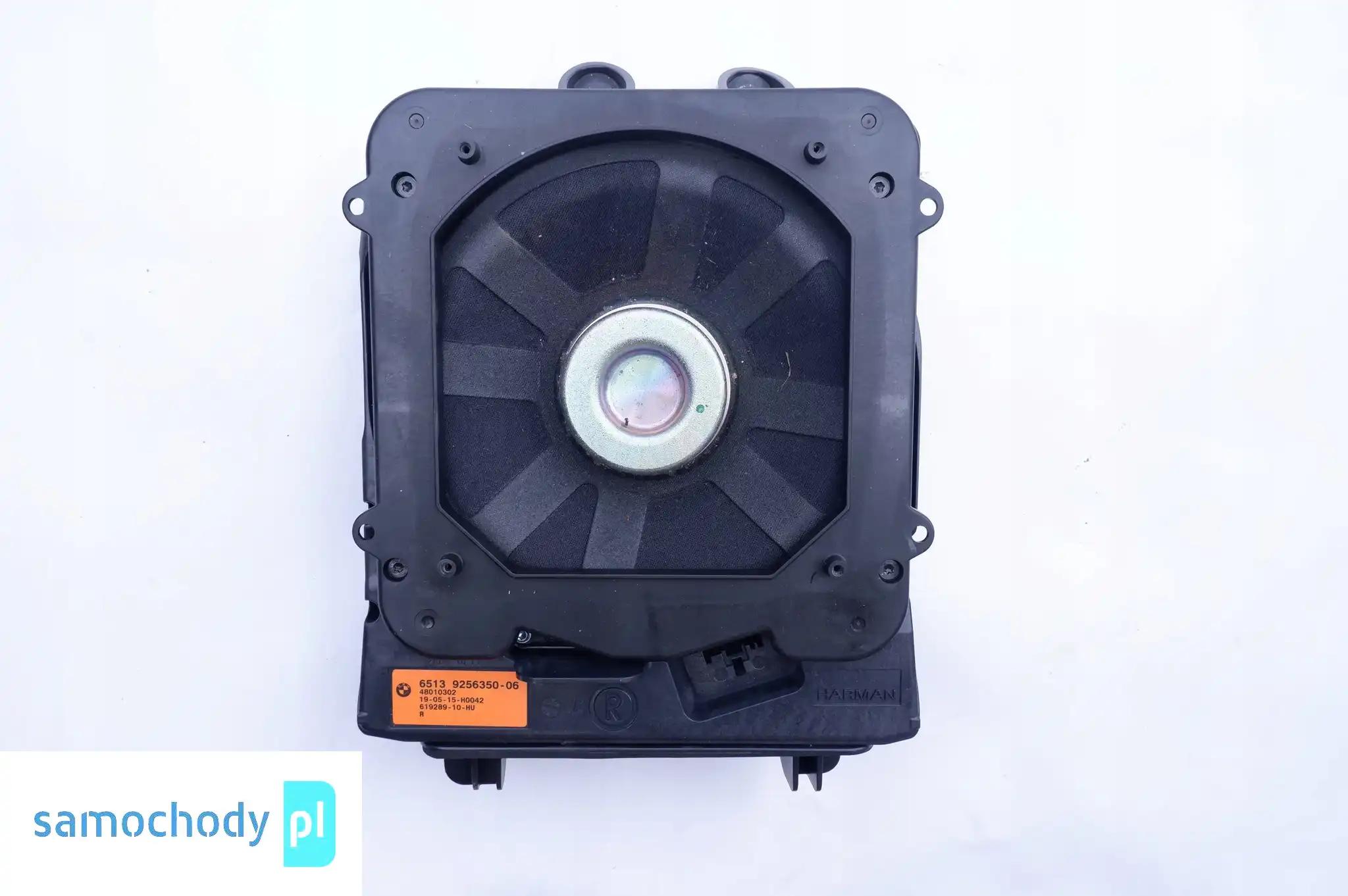 BMW F39 F46 F48 SUBWOOFER PRAWY HARMAN 9256350