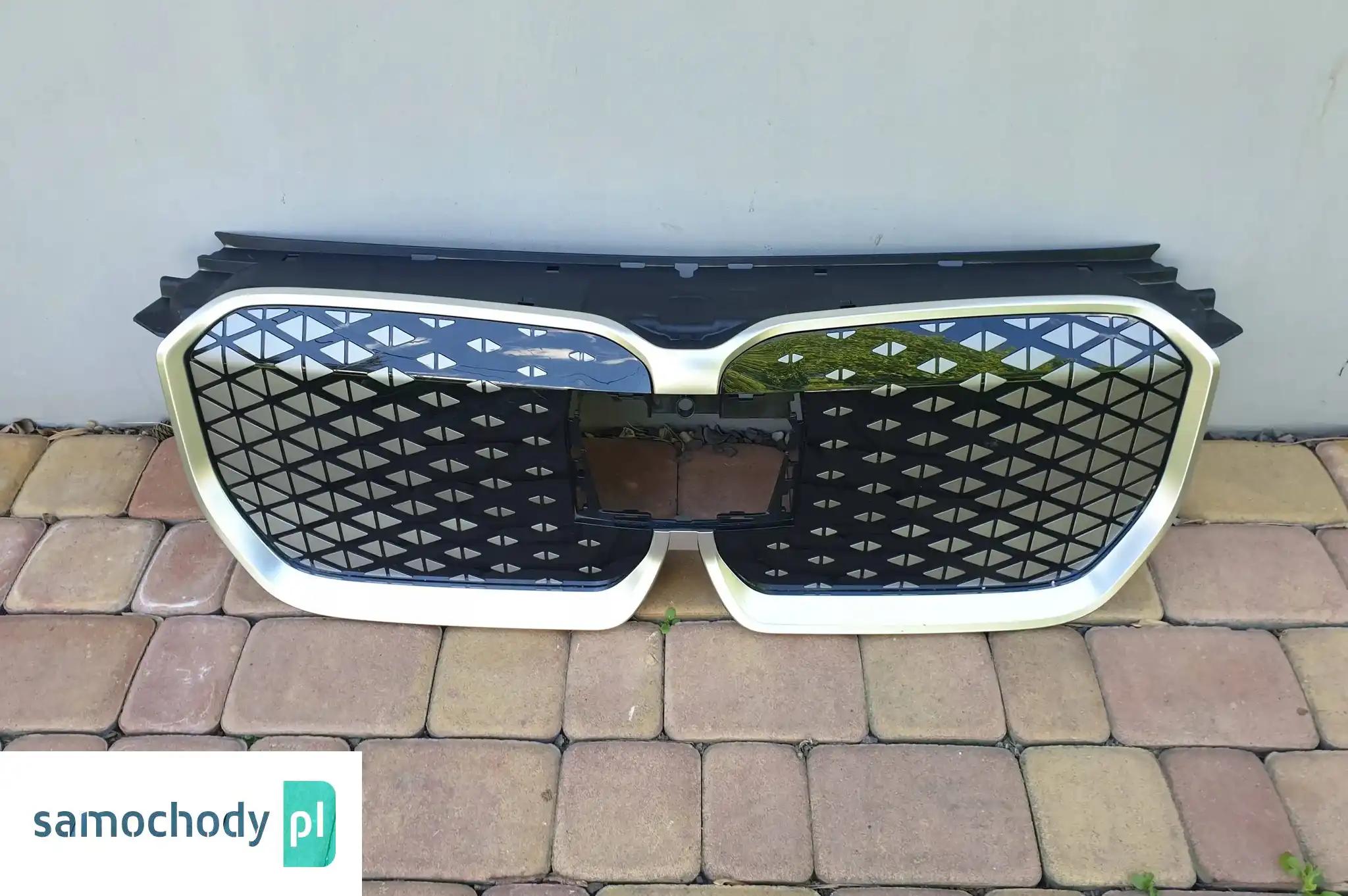 BMW U11 X1 GRILL ATRAPA 5A7D664