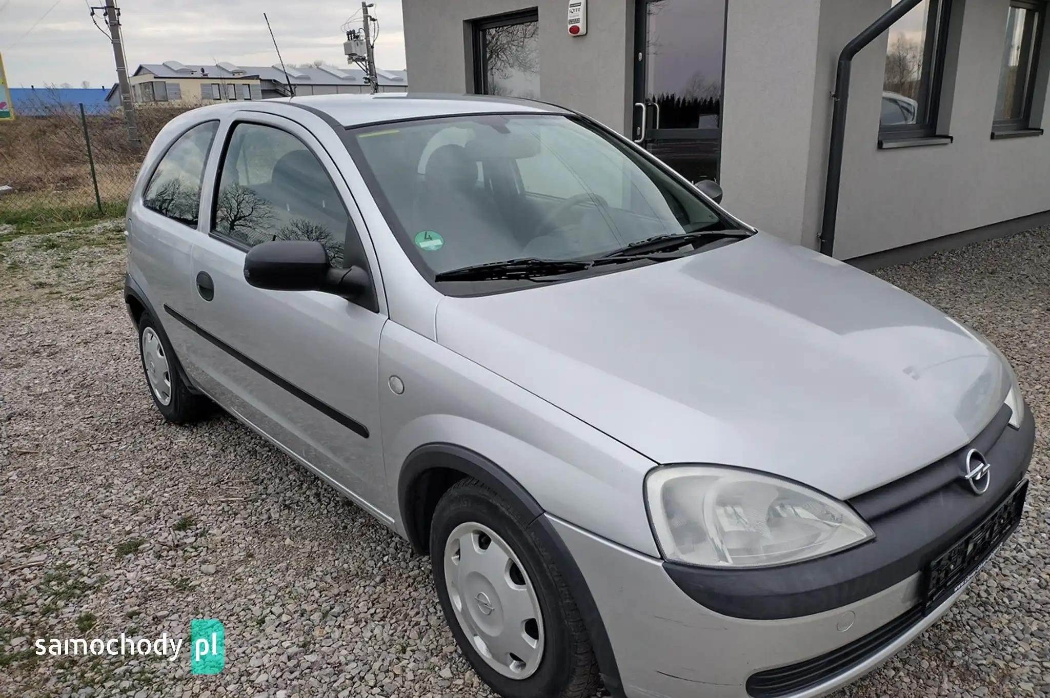 Opel Corsa Hatchback 2001