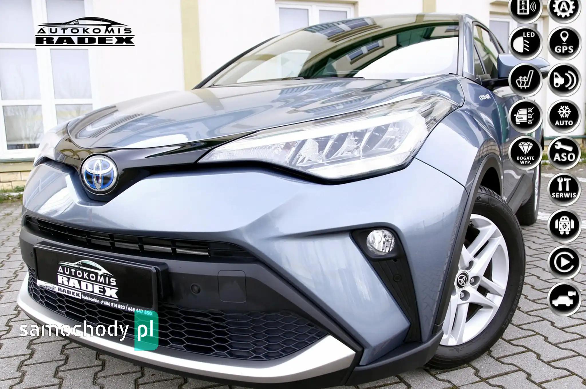 Toyota C-HR SUV 2021