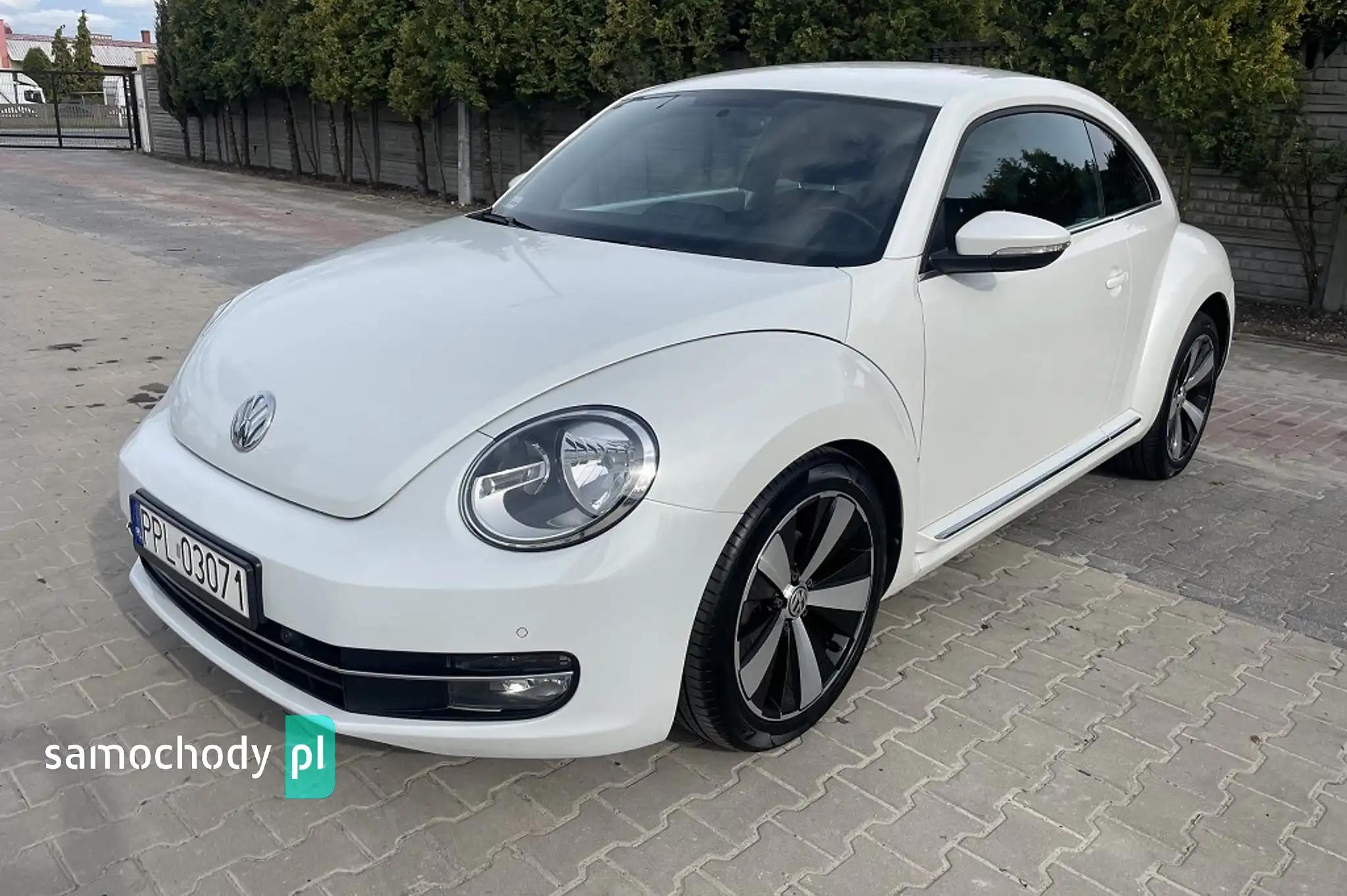 Volkswagen New Beetle Hatchback 2012