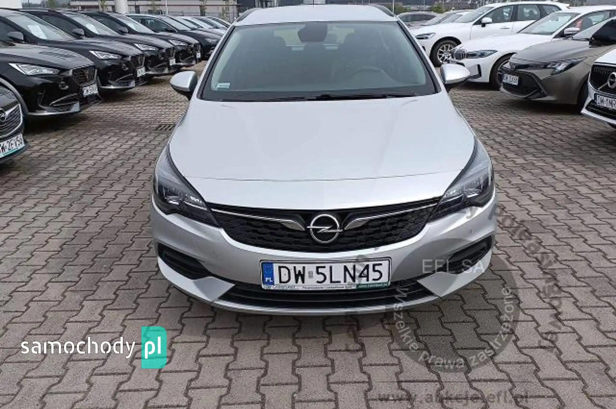 Opel Astra 2020