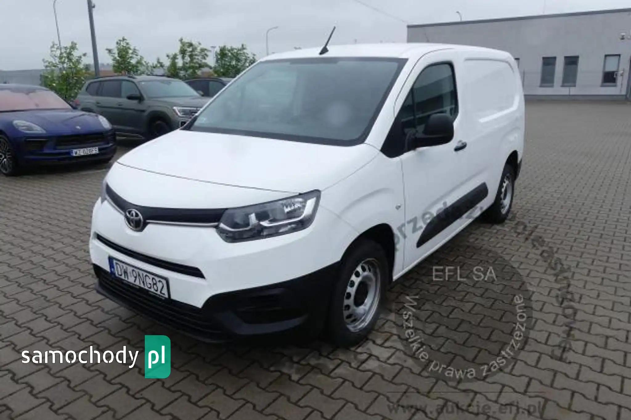 Toyota ProAce SAMOCHÓD CIĘŻAROWY 2021