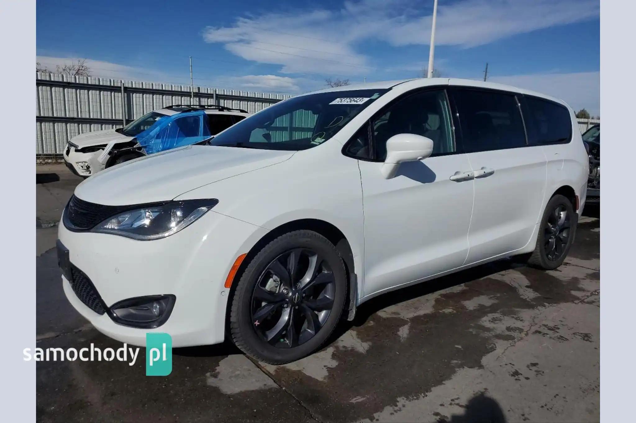 Chrysler Pacifica SUV 2019