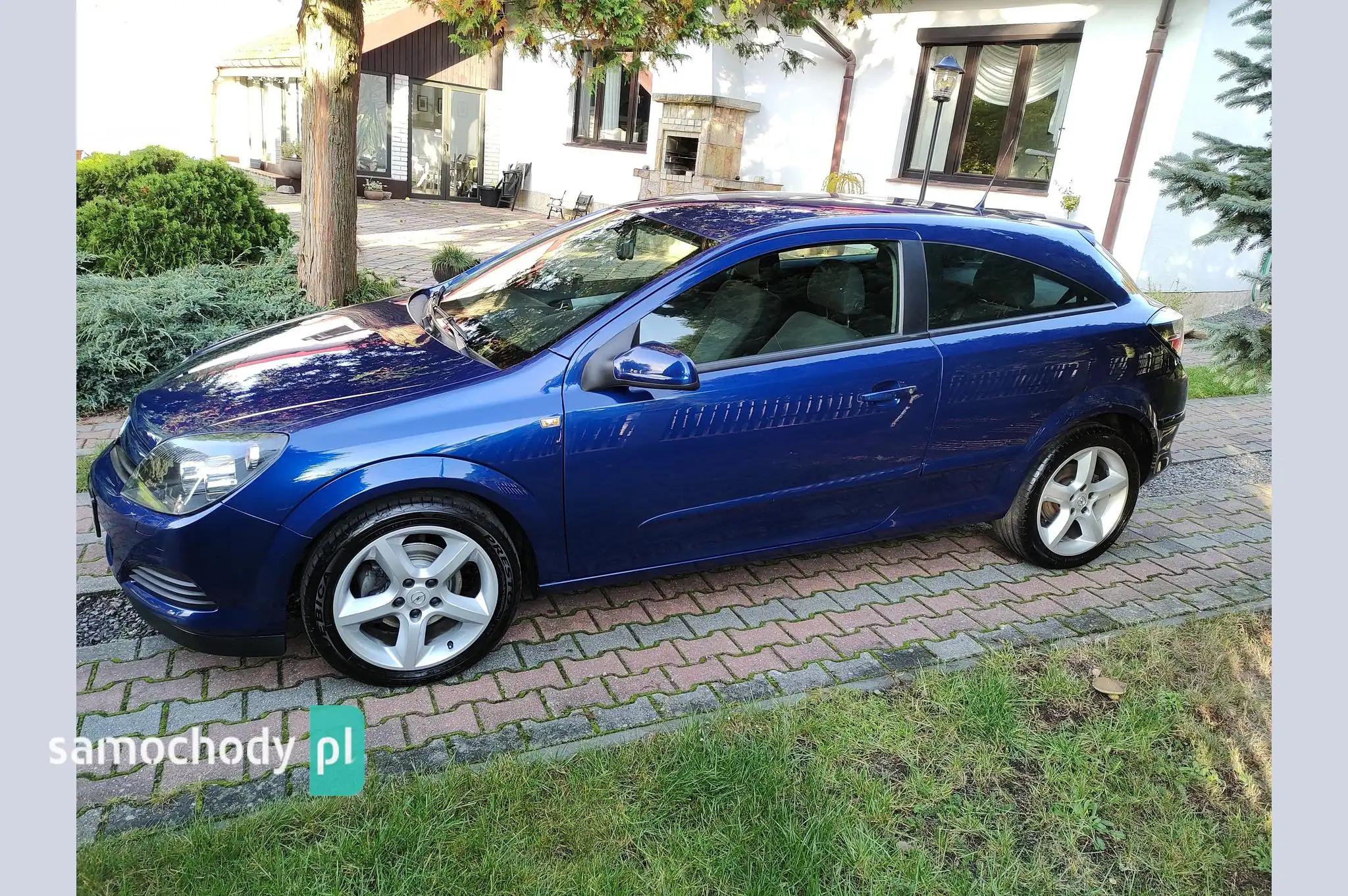 Opel Astra Coupe 2005