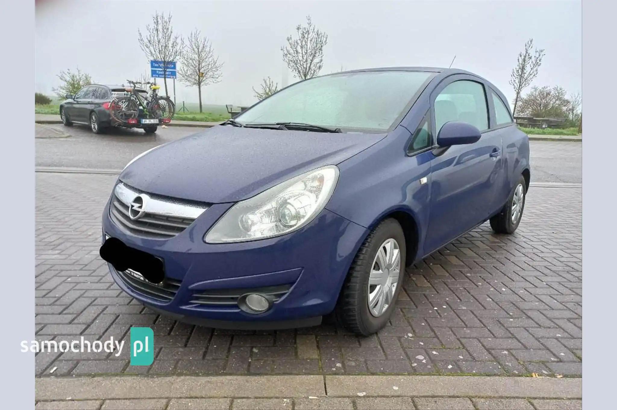 Opel Corsa Hatchback 2010