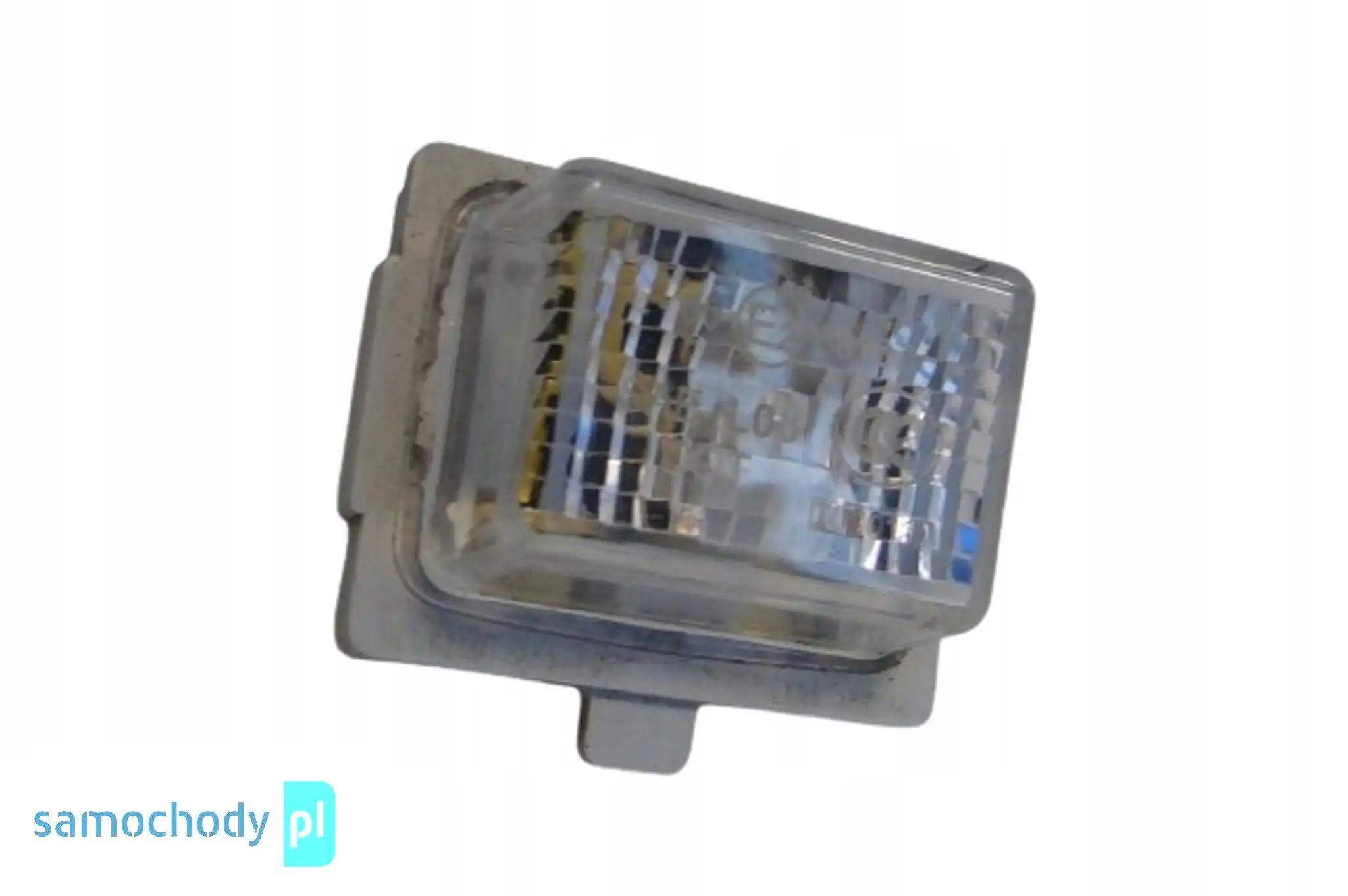 MERCEDES W204 204 W205 205 W212 212 207 CLS 218 LAMPA PODŚWIETLENIE TABLICY