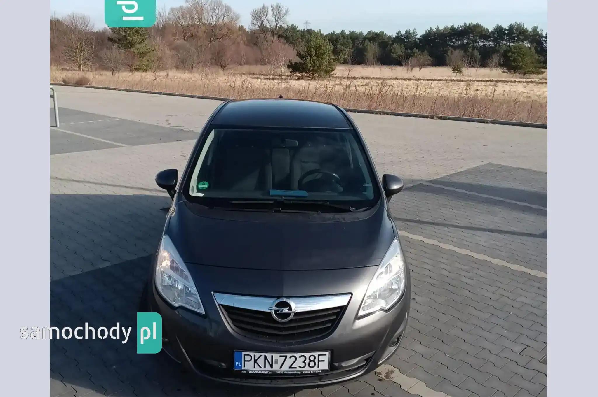 Opel Meriva Minivan 2011