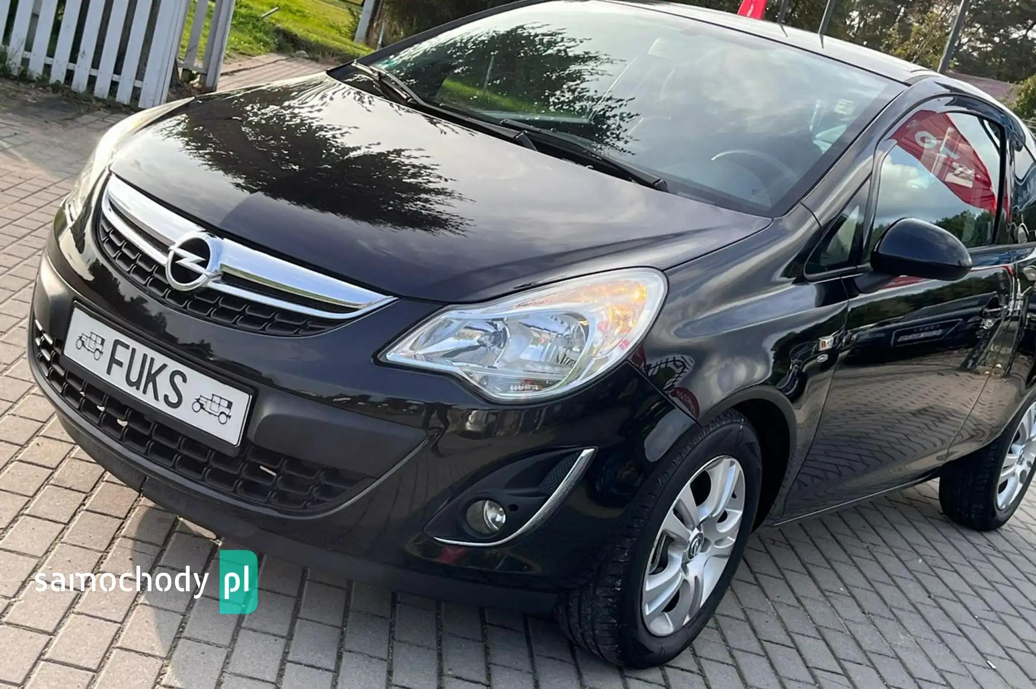 Opel Corsa Hatchback 2011