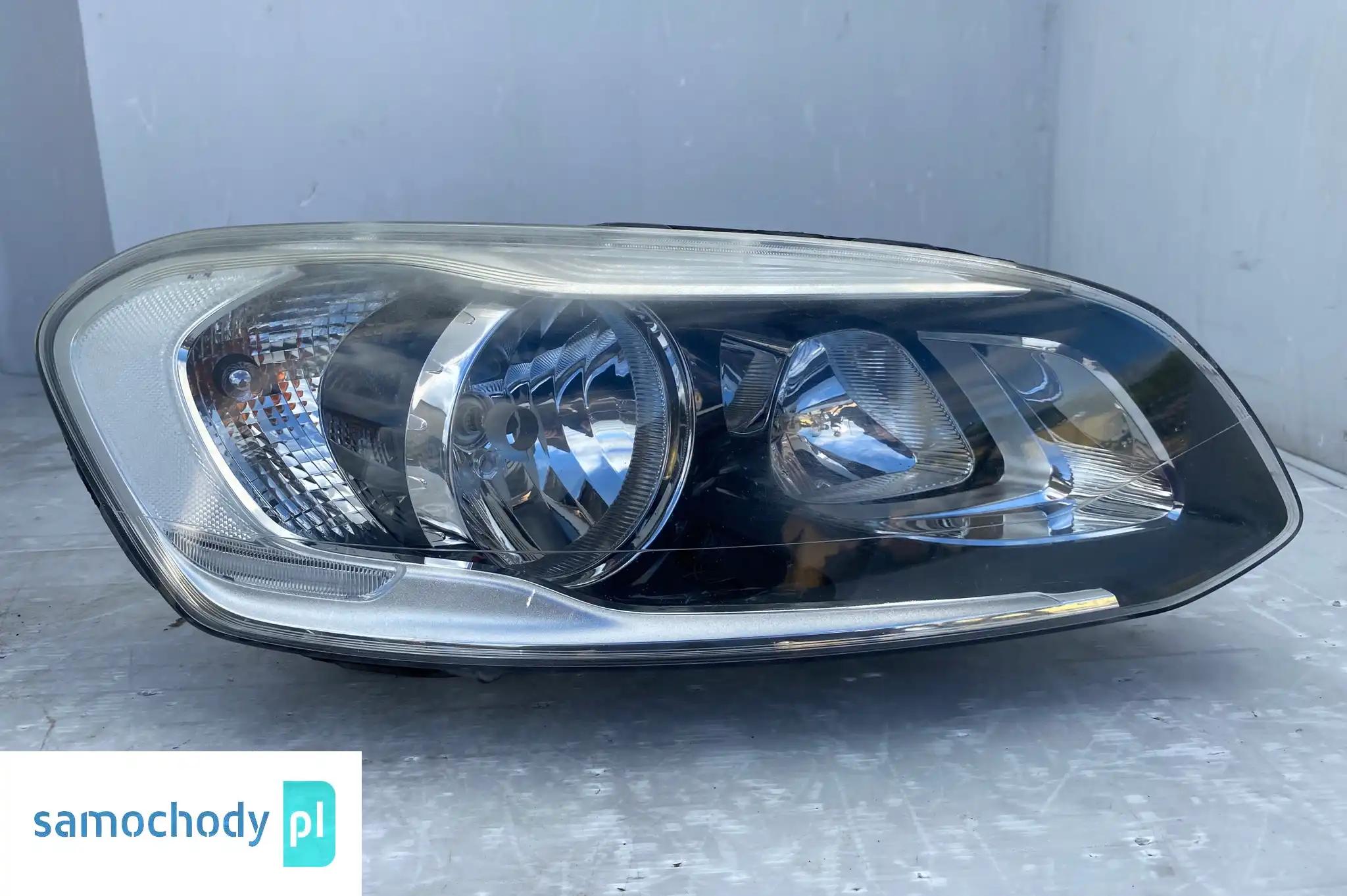 LAMPA PRAWA 31420268 VOLVO XC60 LIFT 2015R UK