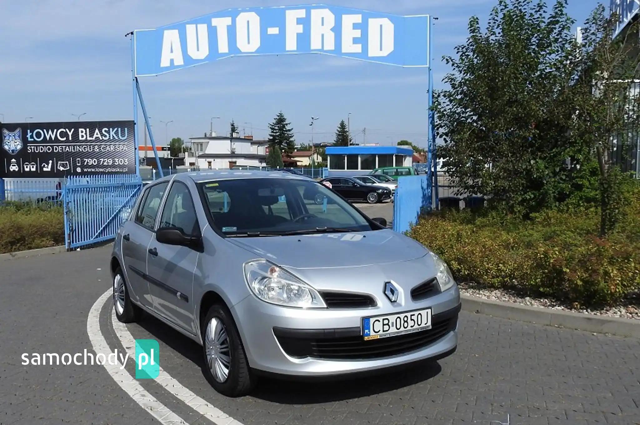 Renault Clio Hatchback 2006