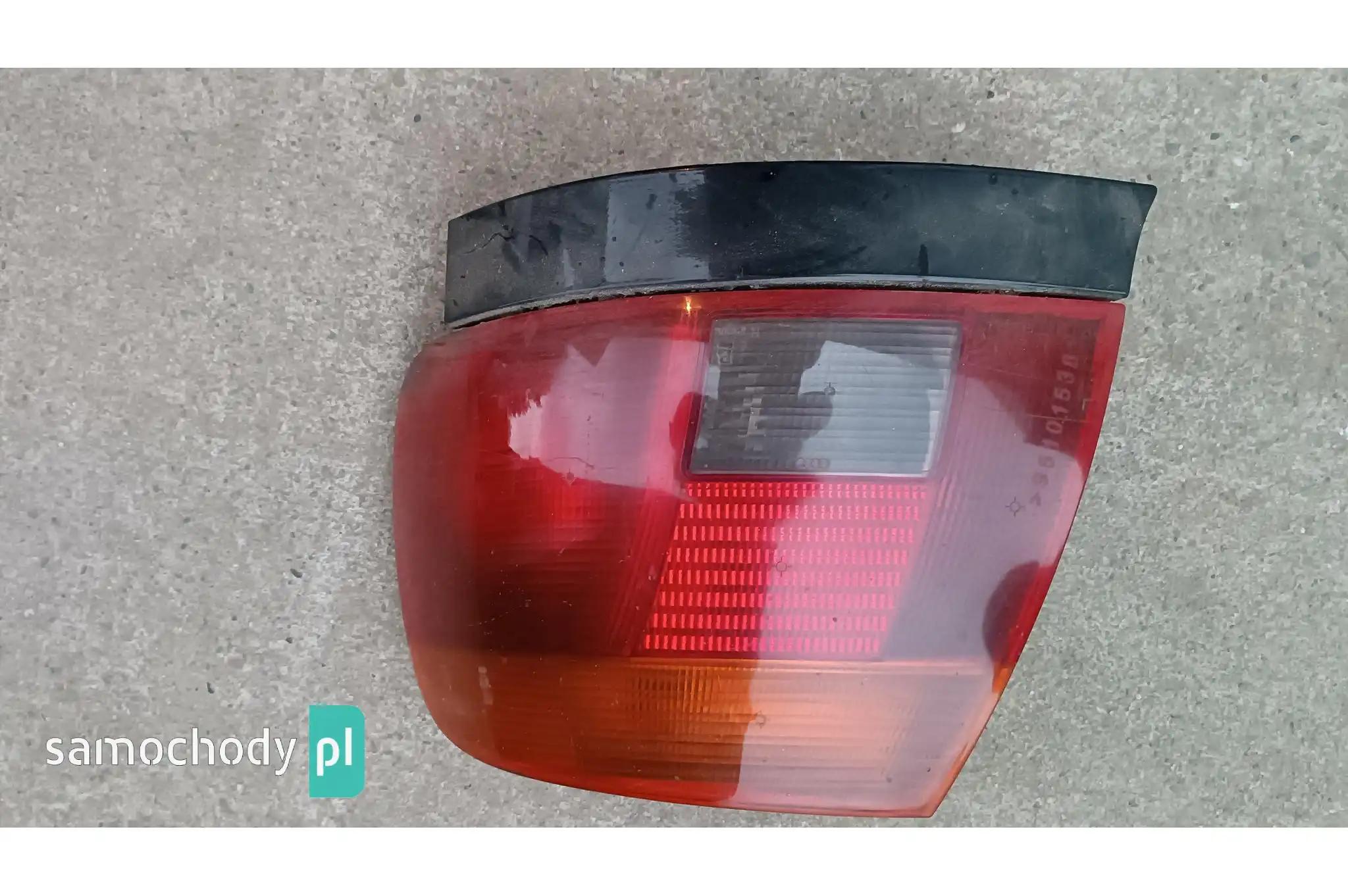 Lampa prawa tył tylna Audi A4 B5 sedan