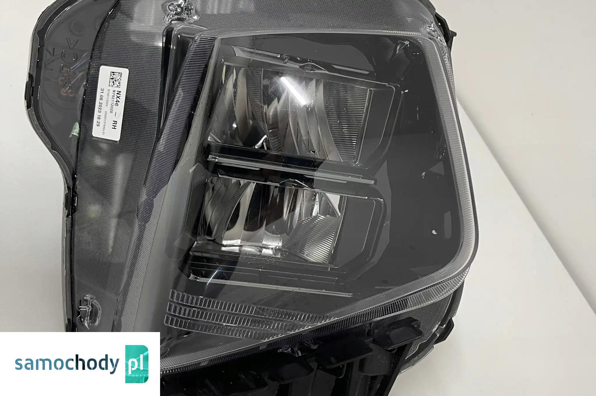 LAMPA PRAWA PRZÓD HYUNDAI TUCSON IV 4 FULL LED