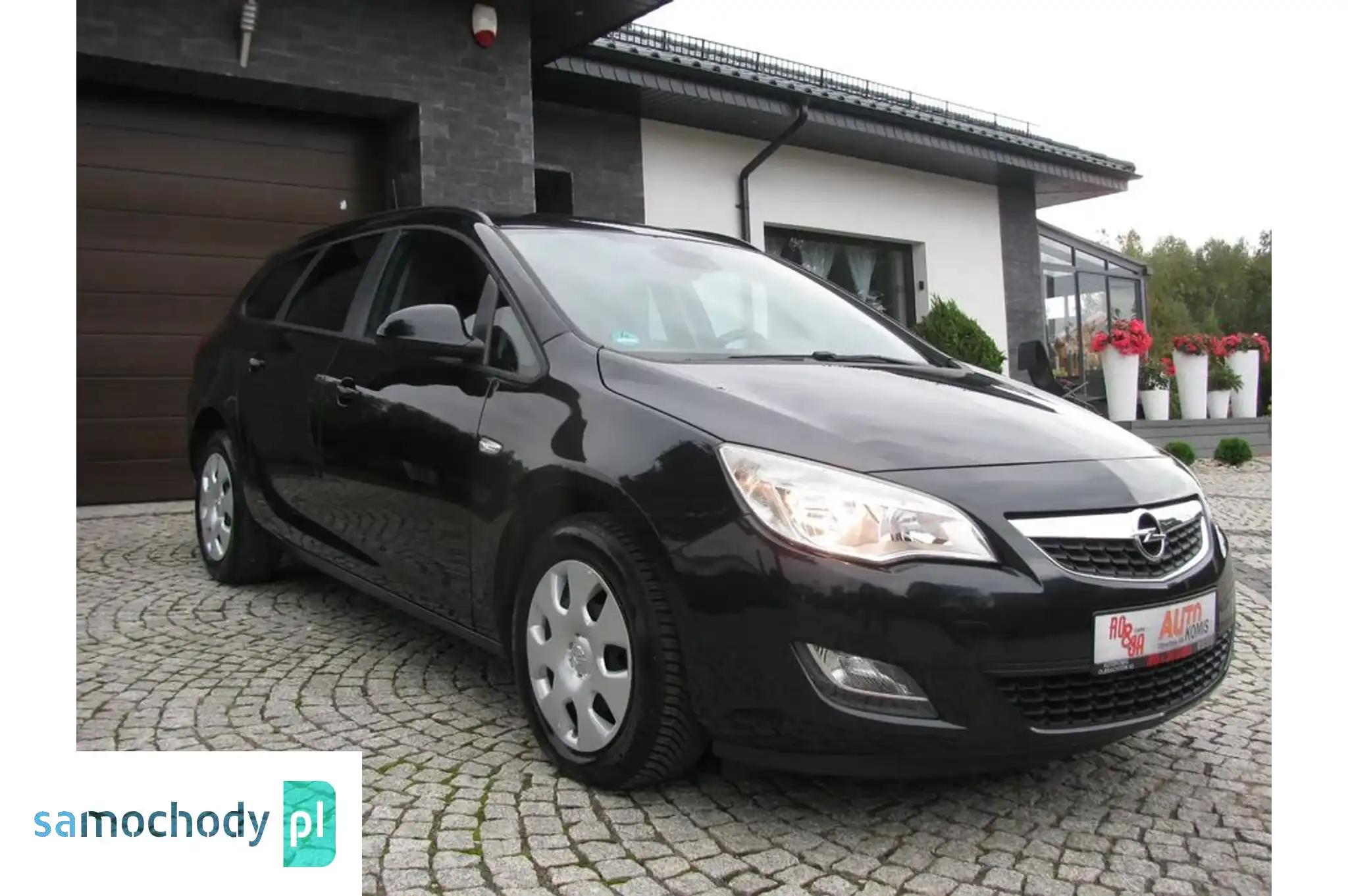 Opel Astra Inny 2011