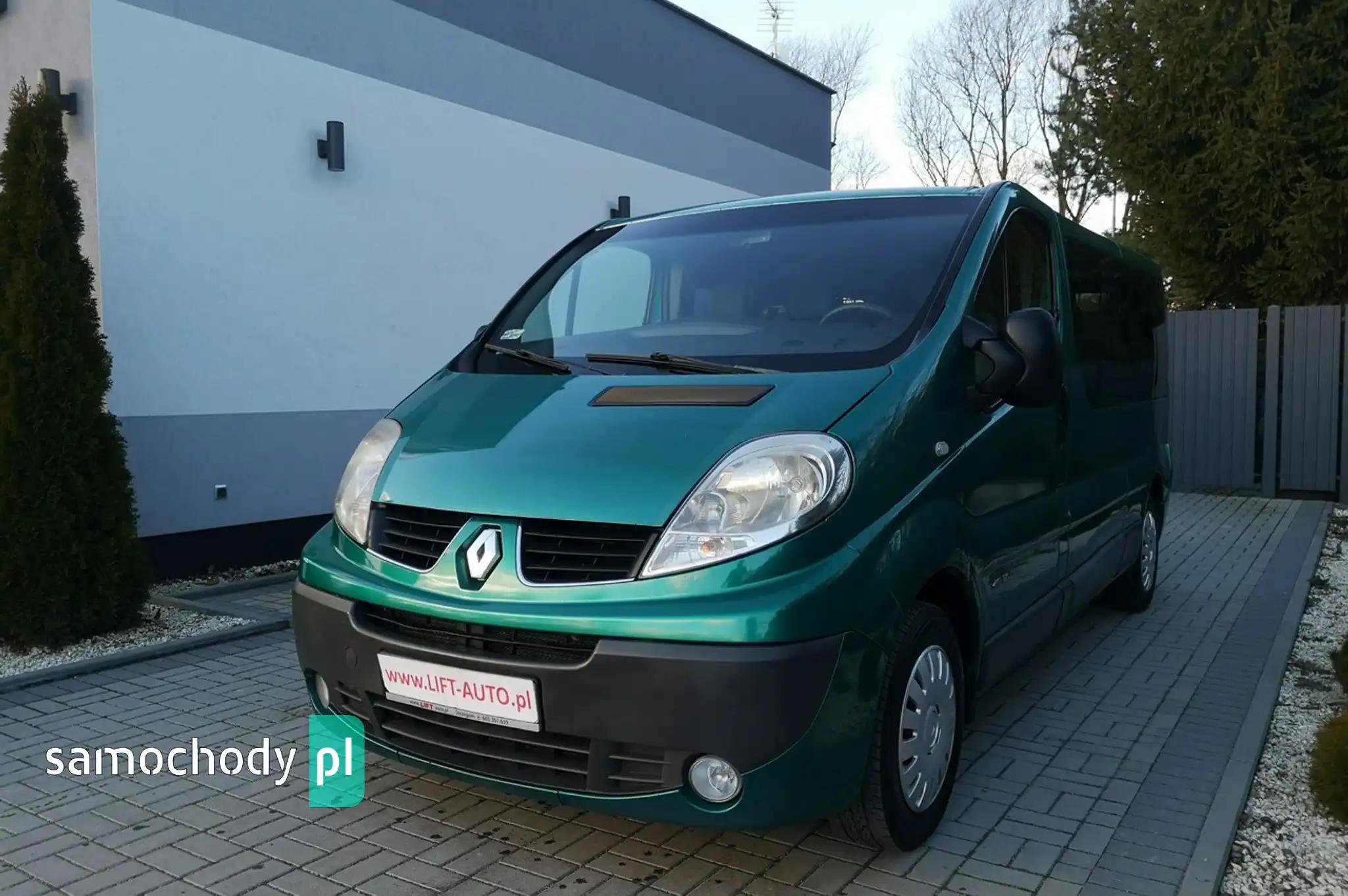 Renault Trafic Bus 2012