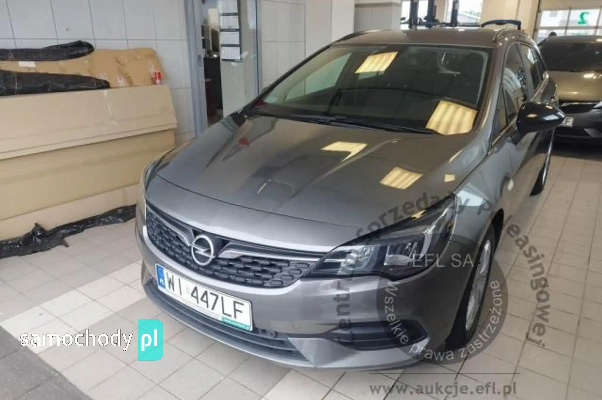 Opel Astra 2021
