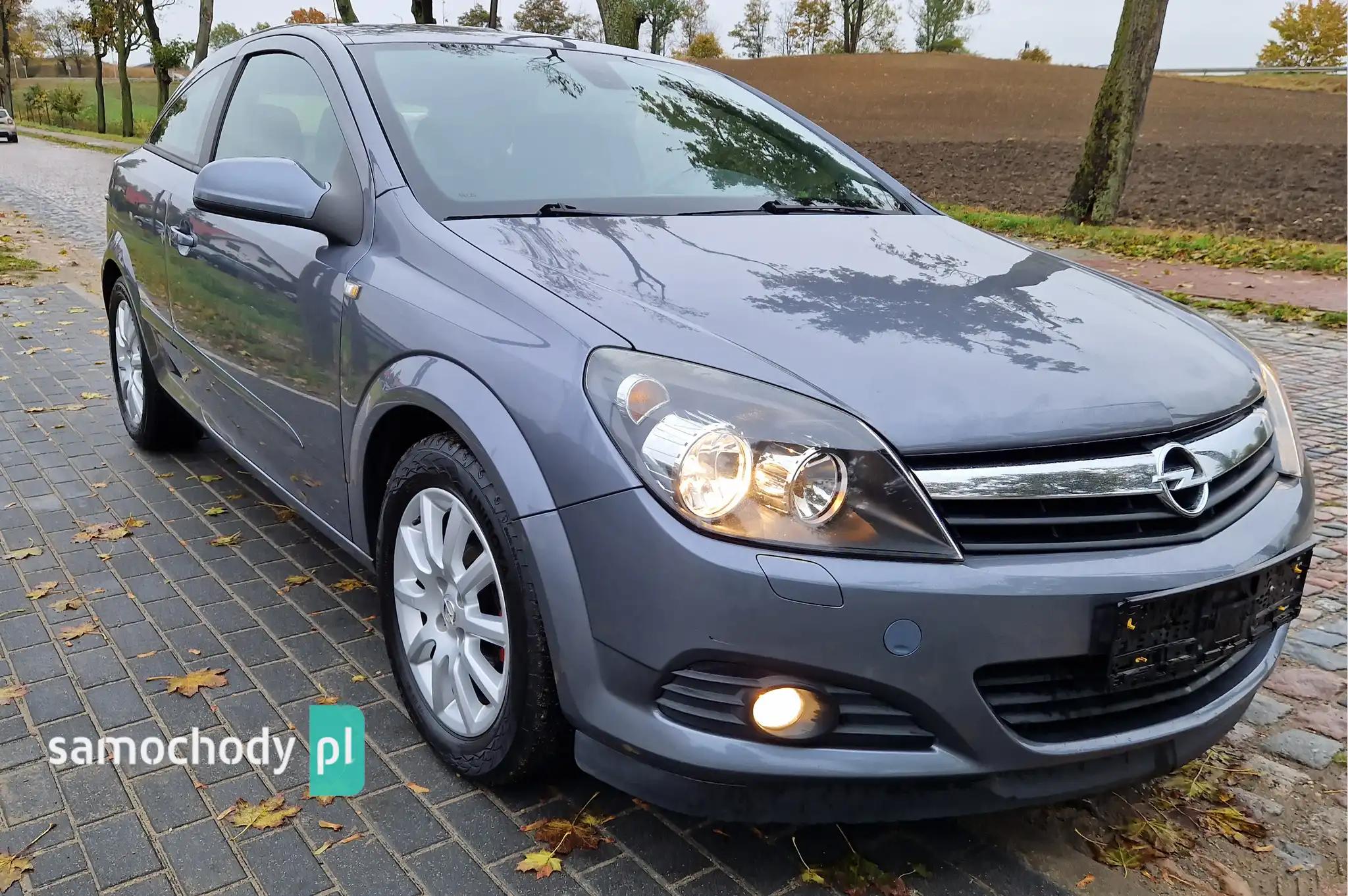 Opel Astra Coupe 2006