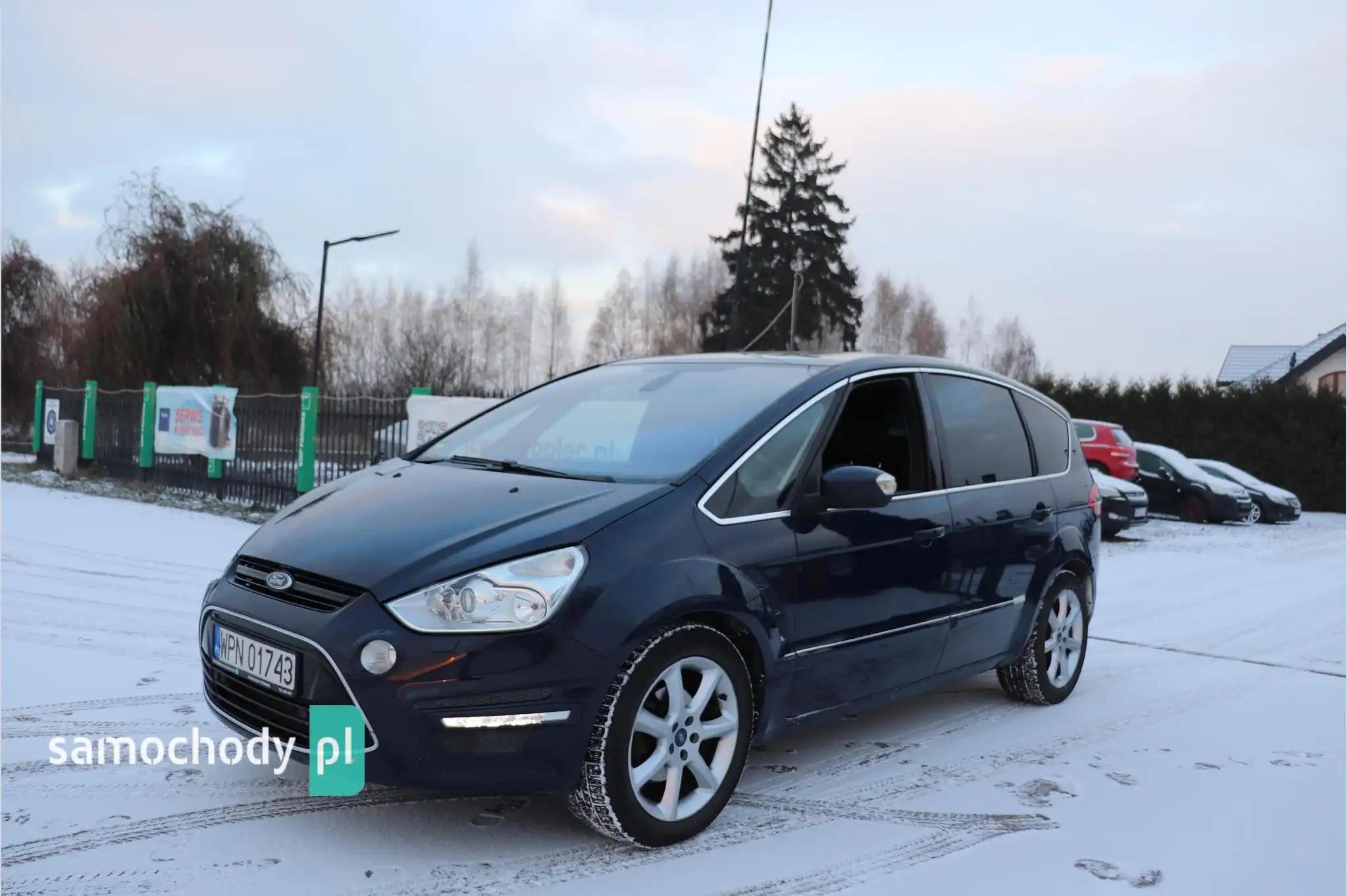 Ford S-Max Minivan 2011