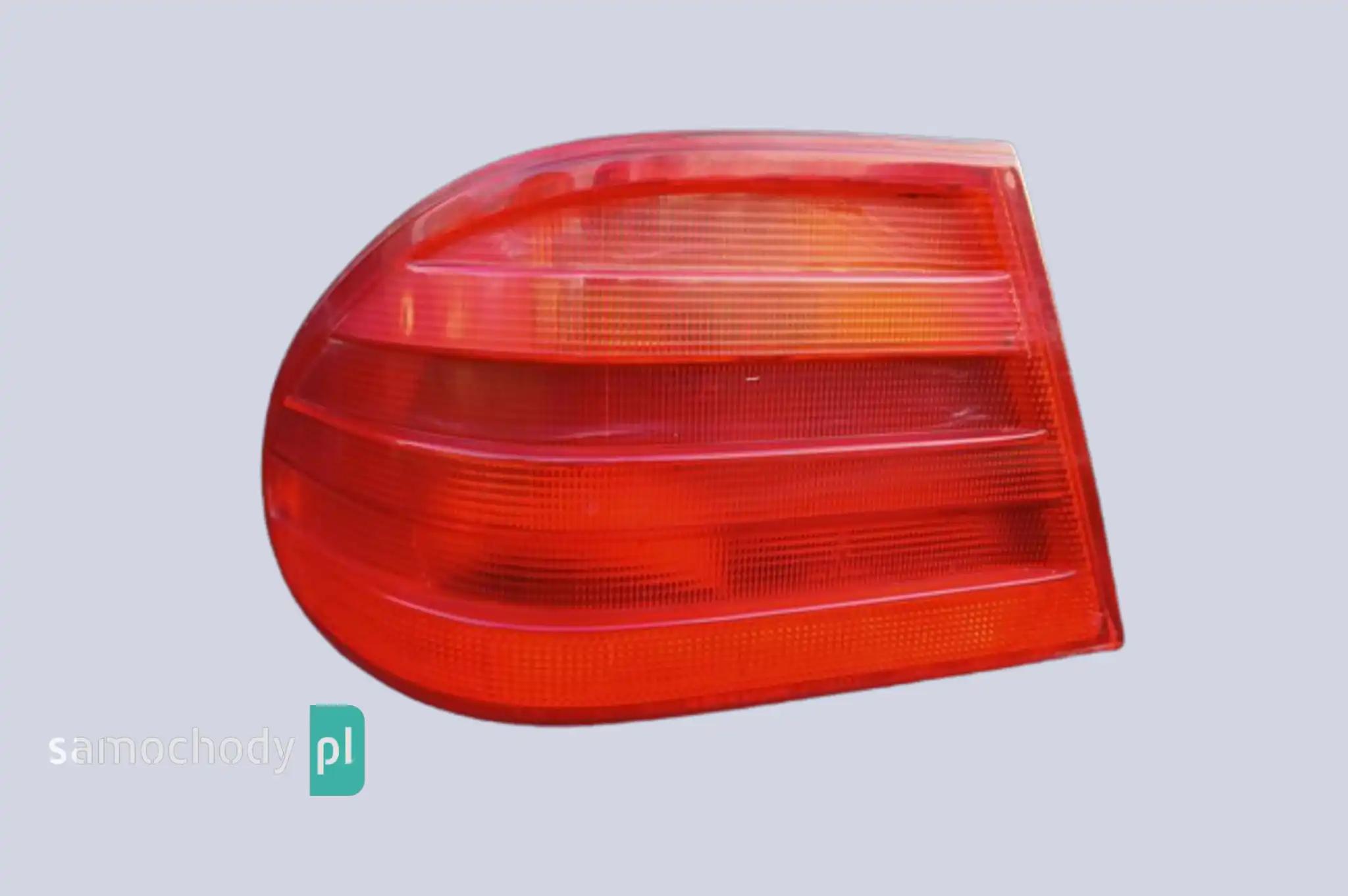 Lampa tył lewa tylna Mercedes W210 sedan