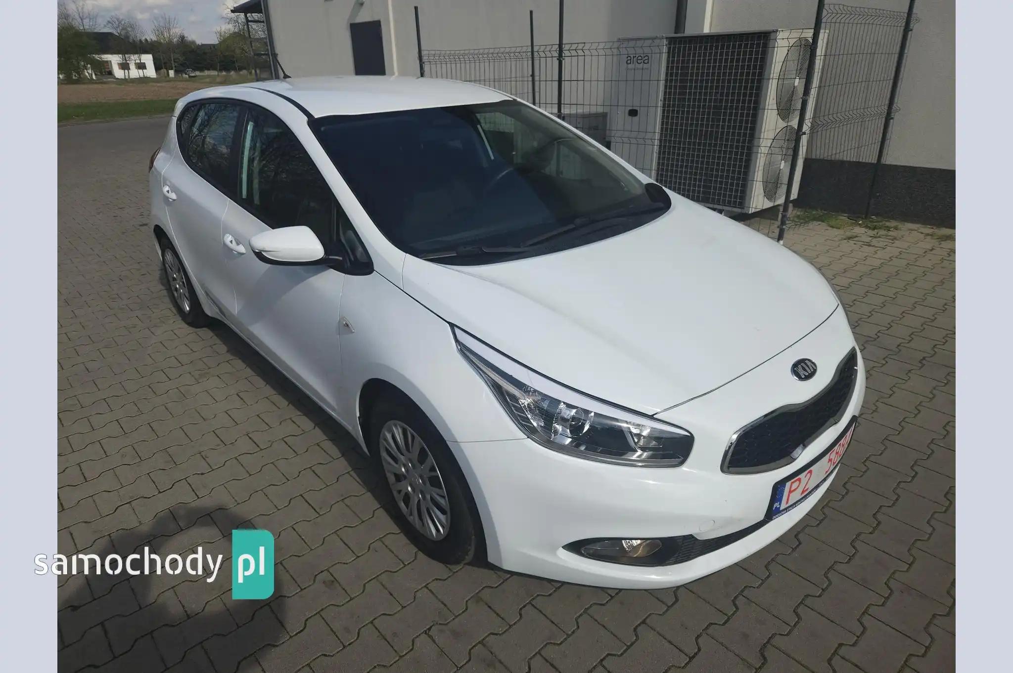 Kia Ceed Hatchback 2012