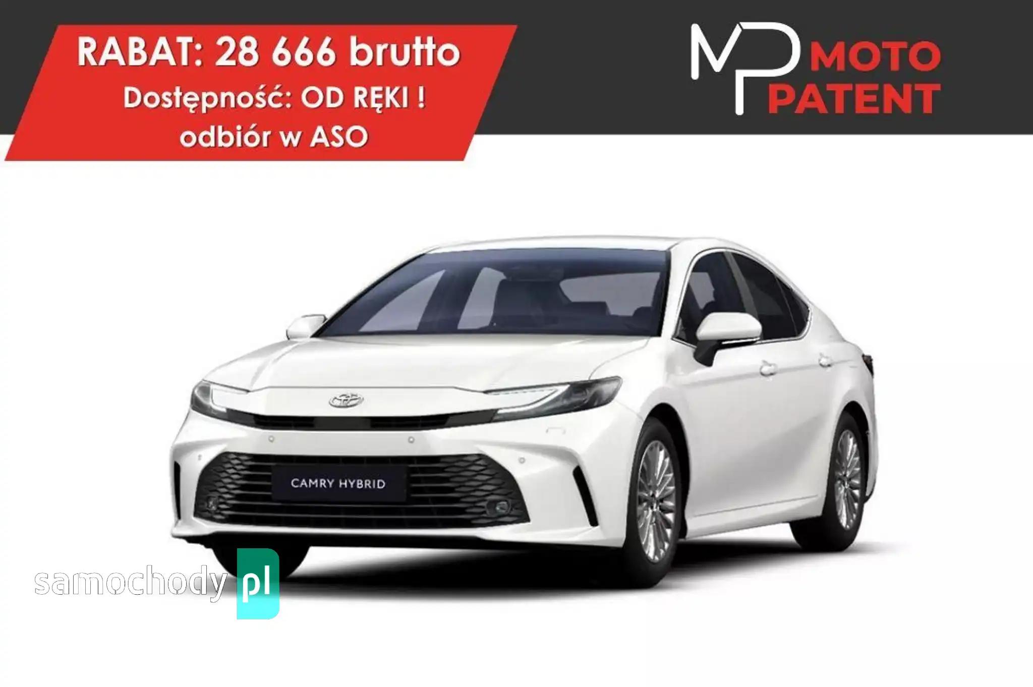 Toyota Camry Sedan 2025