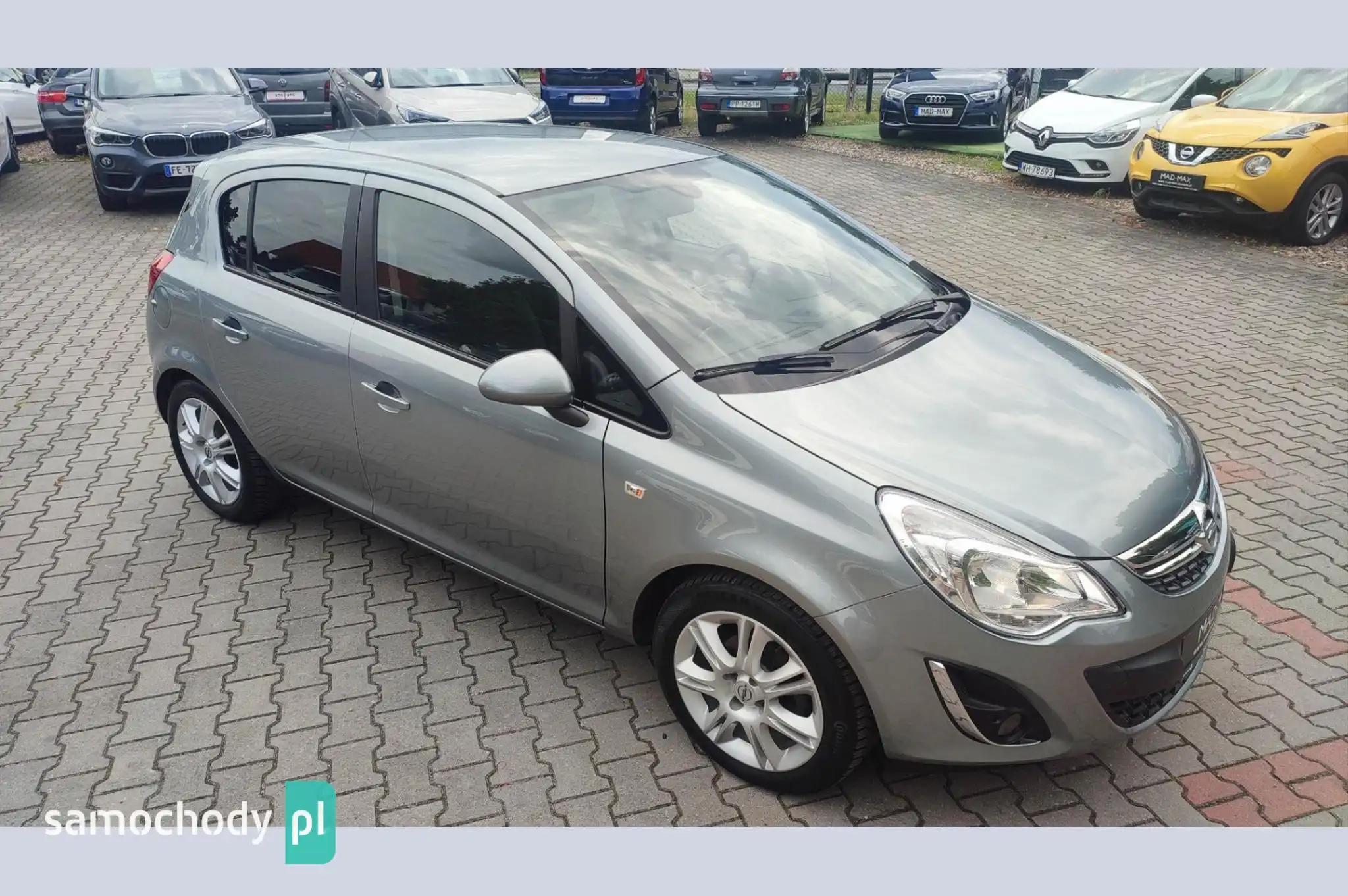 Opel Corsa Hatchback 2013