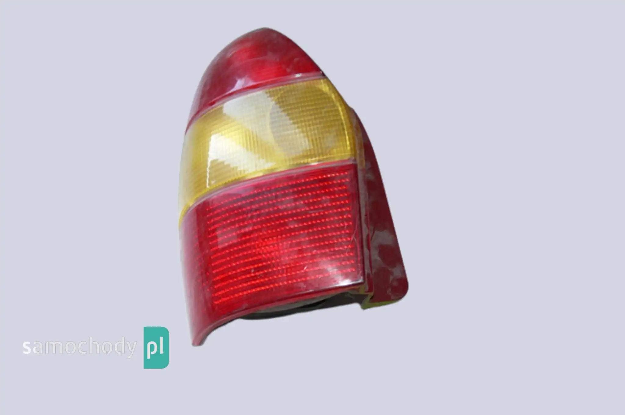 Lampa tył lewa tylna Fiat Palio kombi