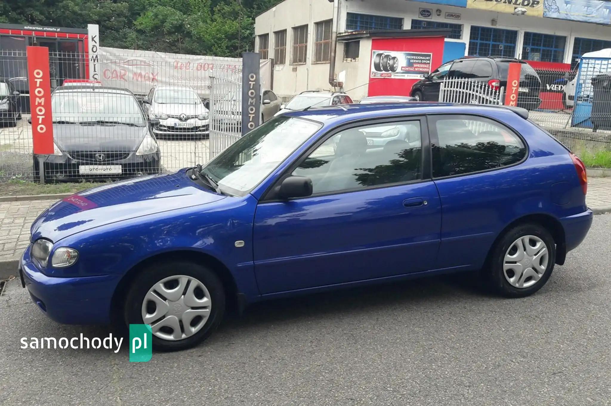 Toyota Corolla Hatchback 2000