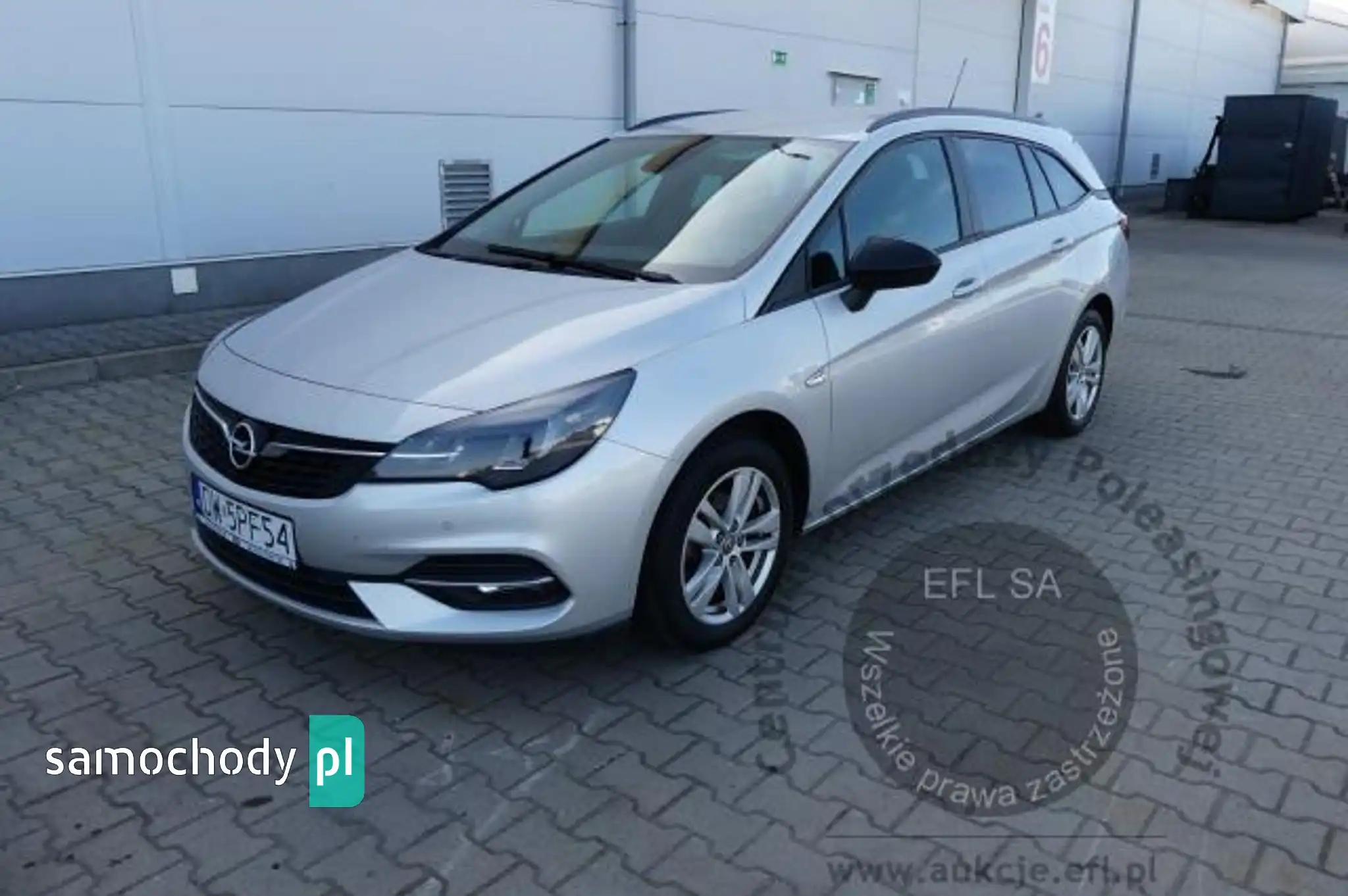 Opel Astra 2021