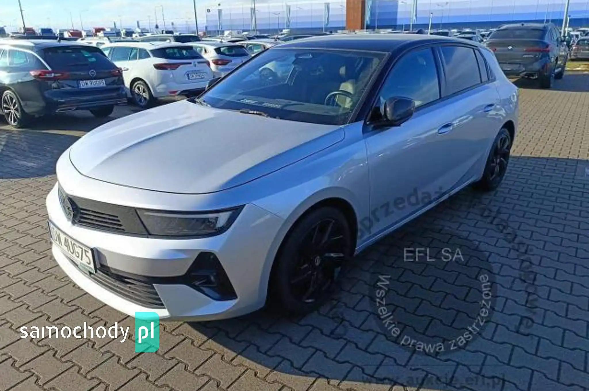 Opel Astra 2022