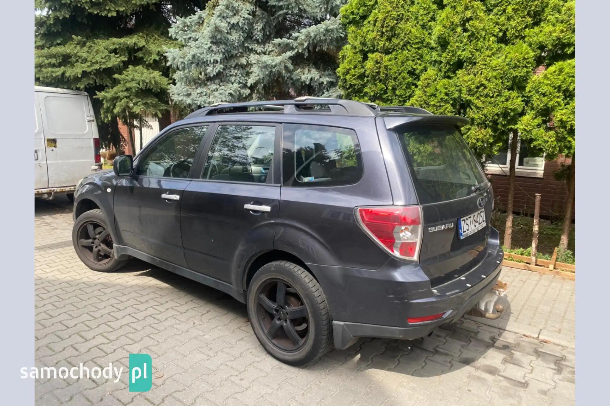 Subaru Forester SUV 2010