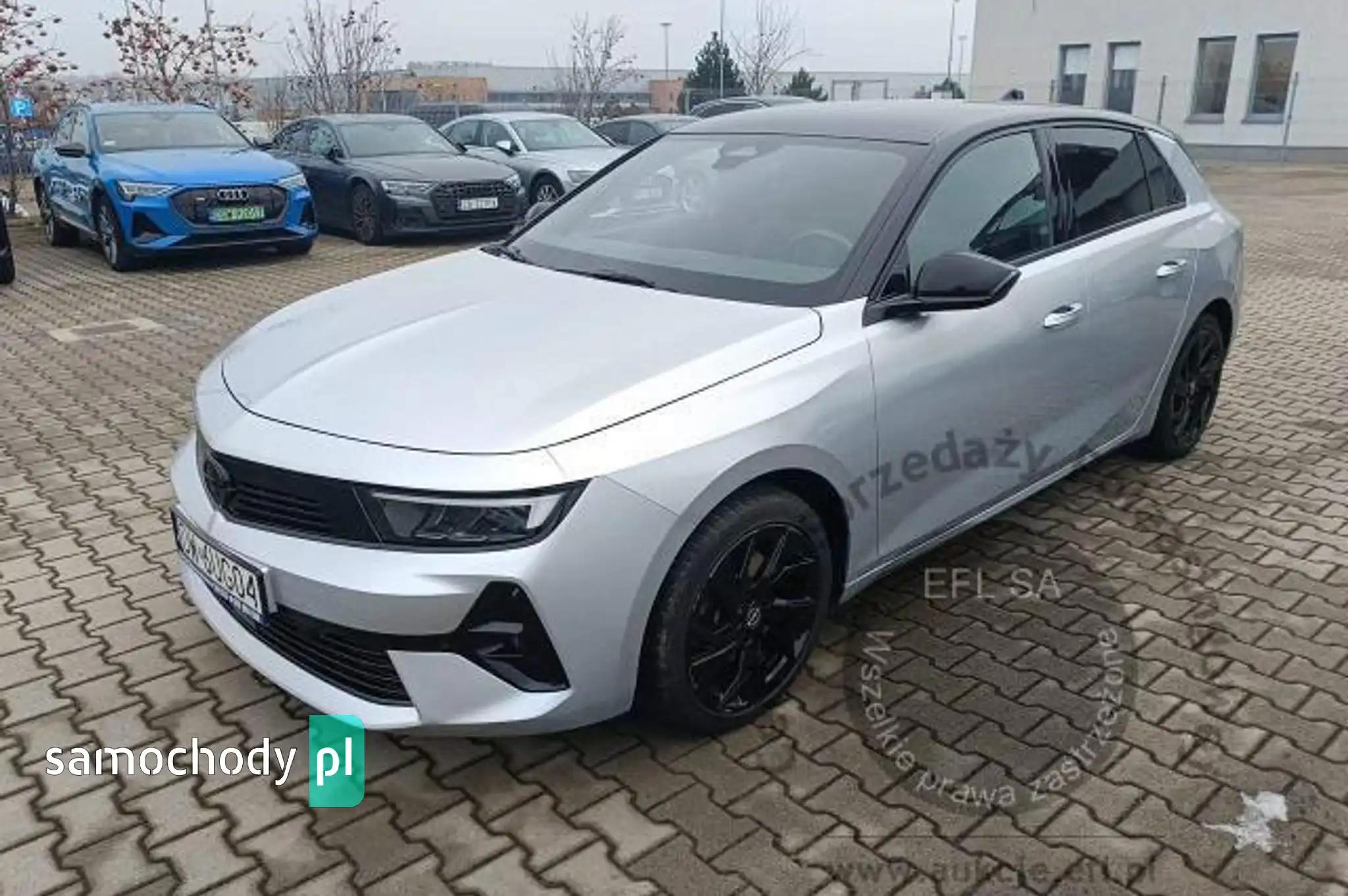 Opel Astra 2022