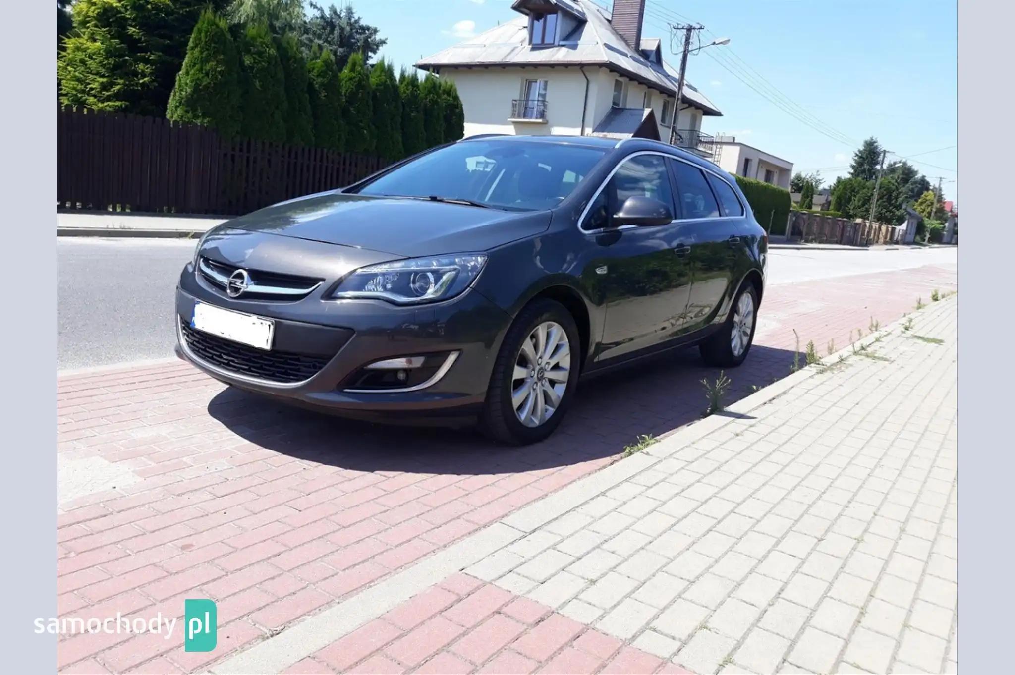 Opel Astra Kombi 2015